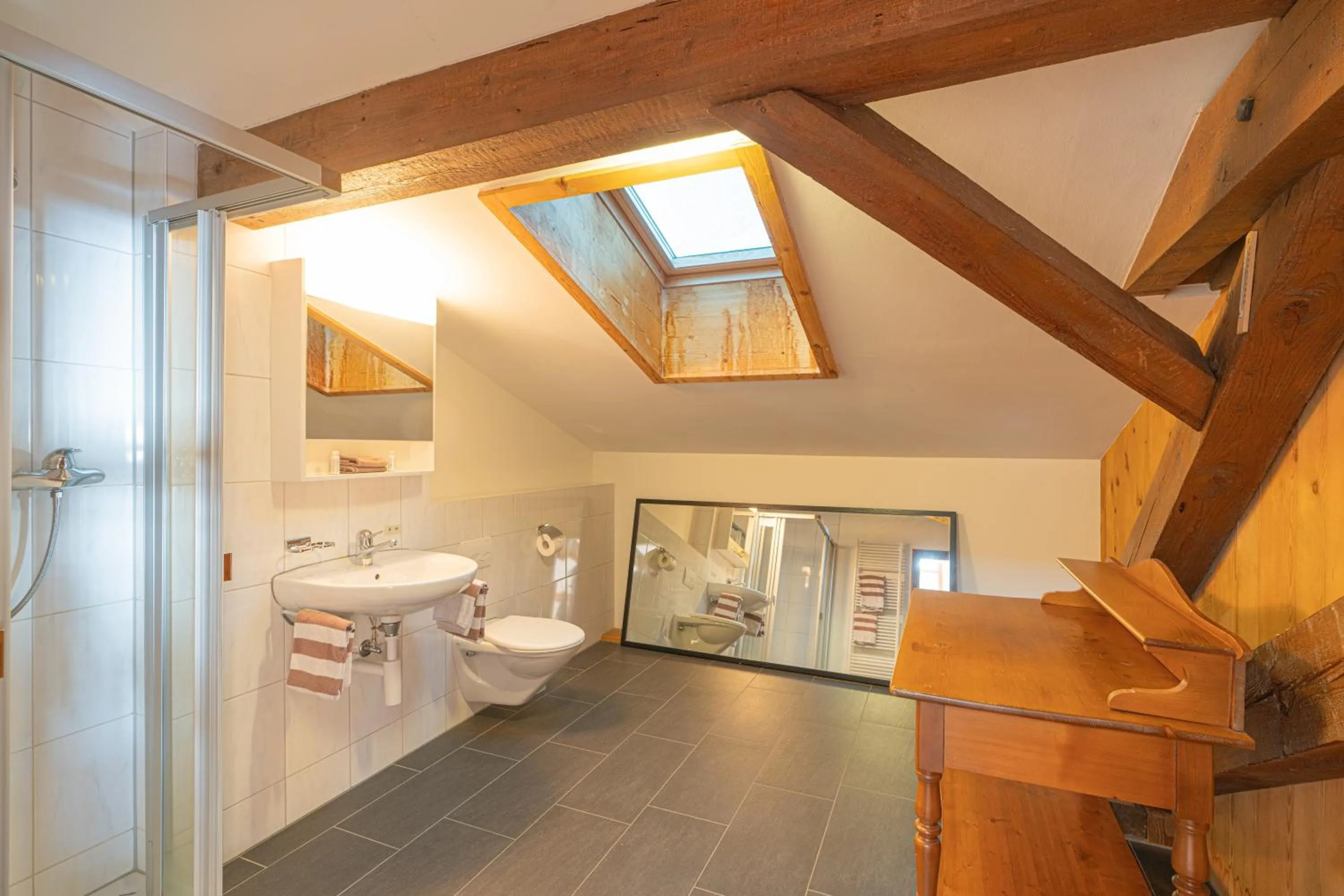 Toilet in Gasthaus & Hotel Berninahaus