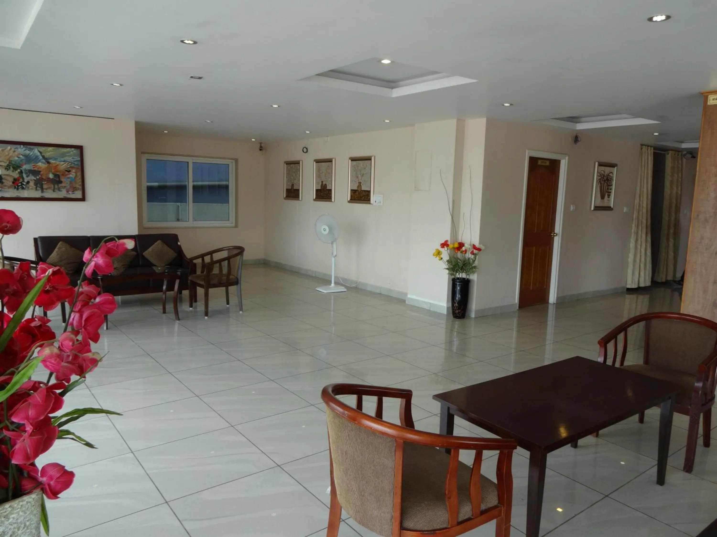 Lobby or reception in Hotel Sky Lite