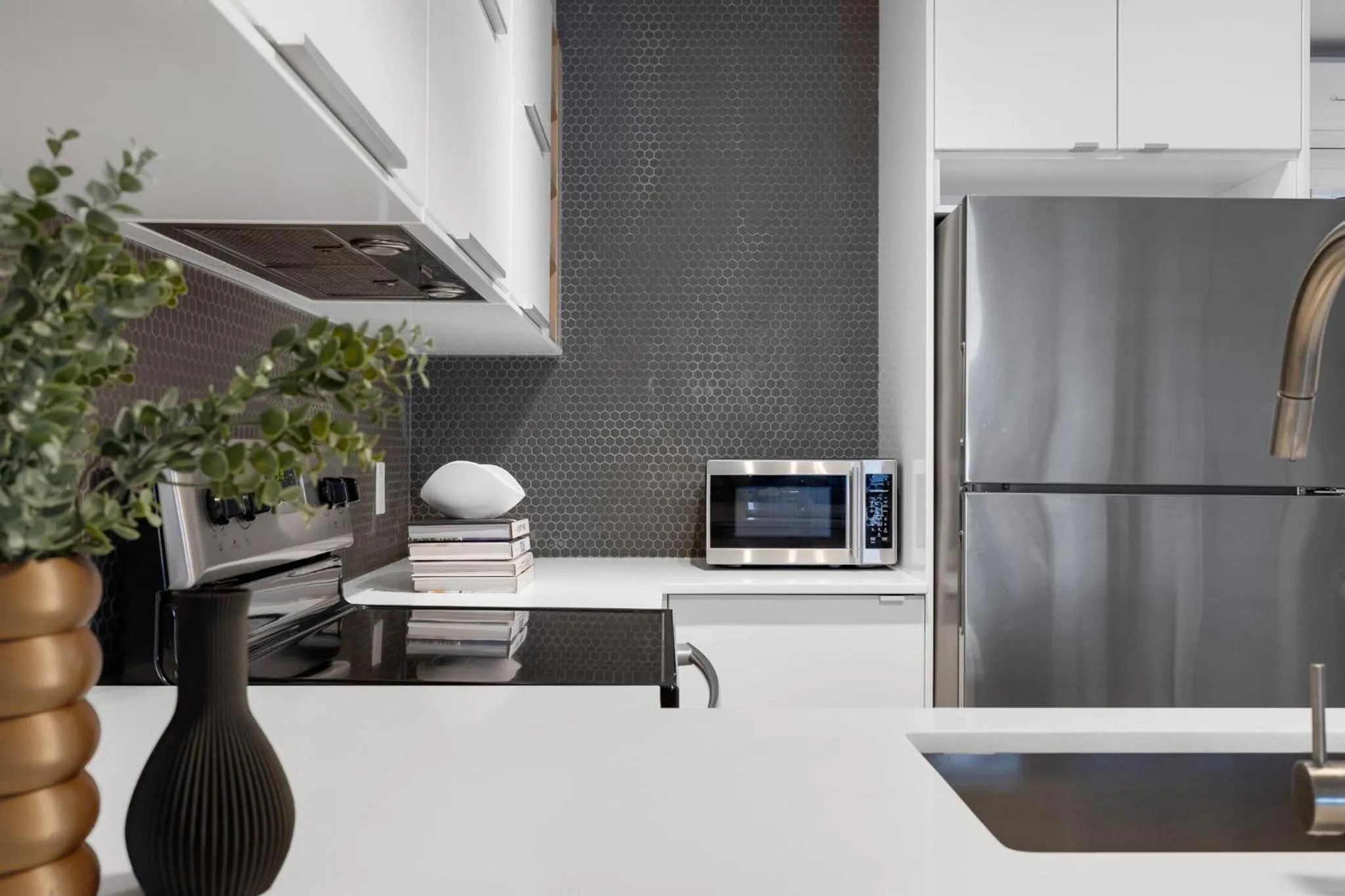 Kitchen or kitchenette in LiV MTL Urban