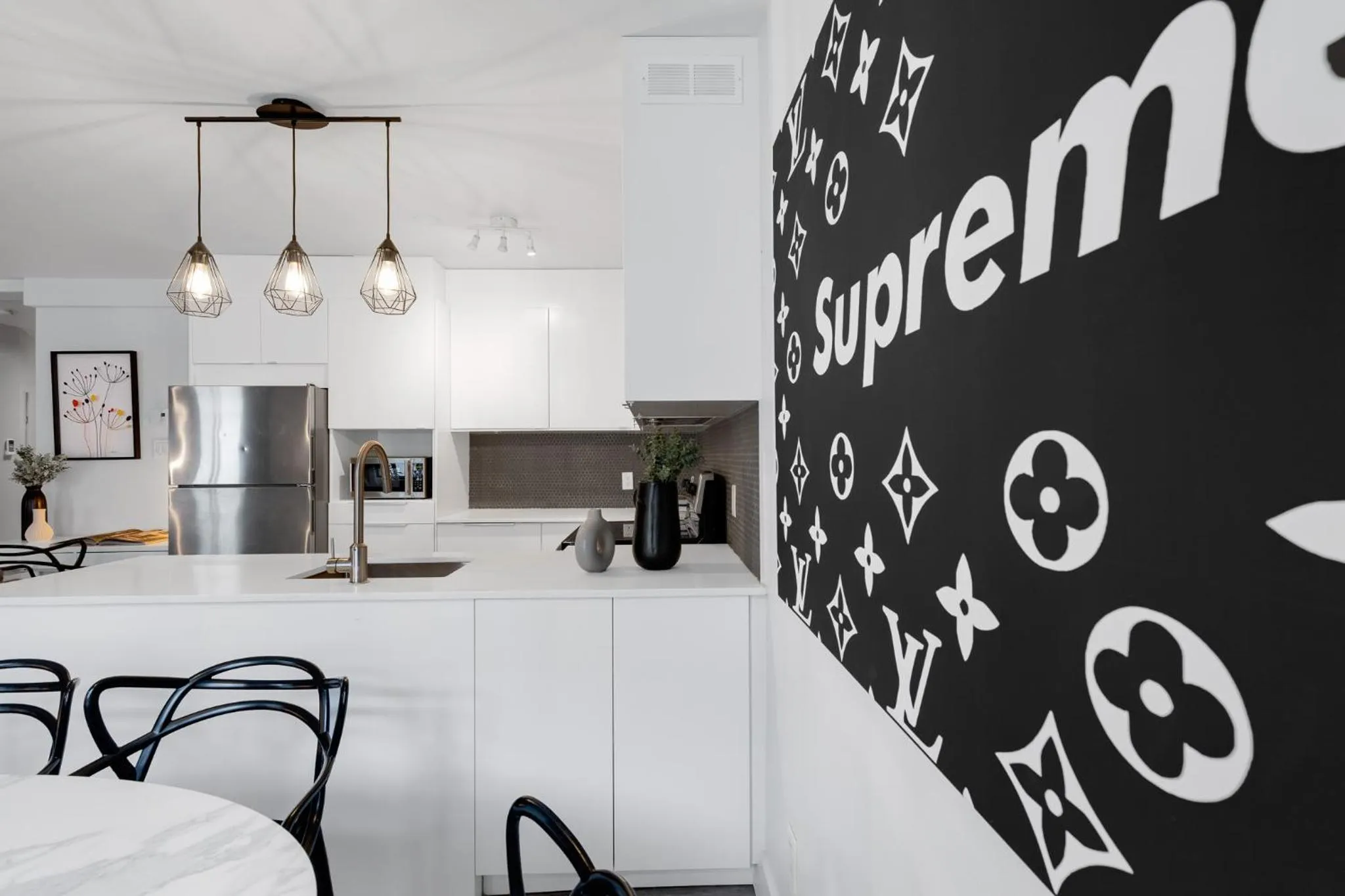 Kitchen or kitchenette in LiV MTL Urban