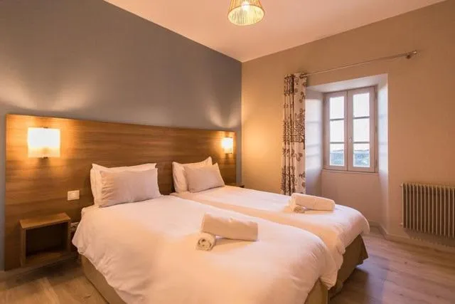 Bedroom, Bed in La Bastide de Sanilhac