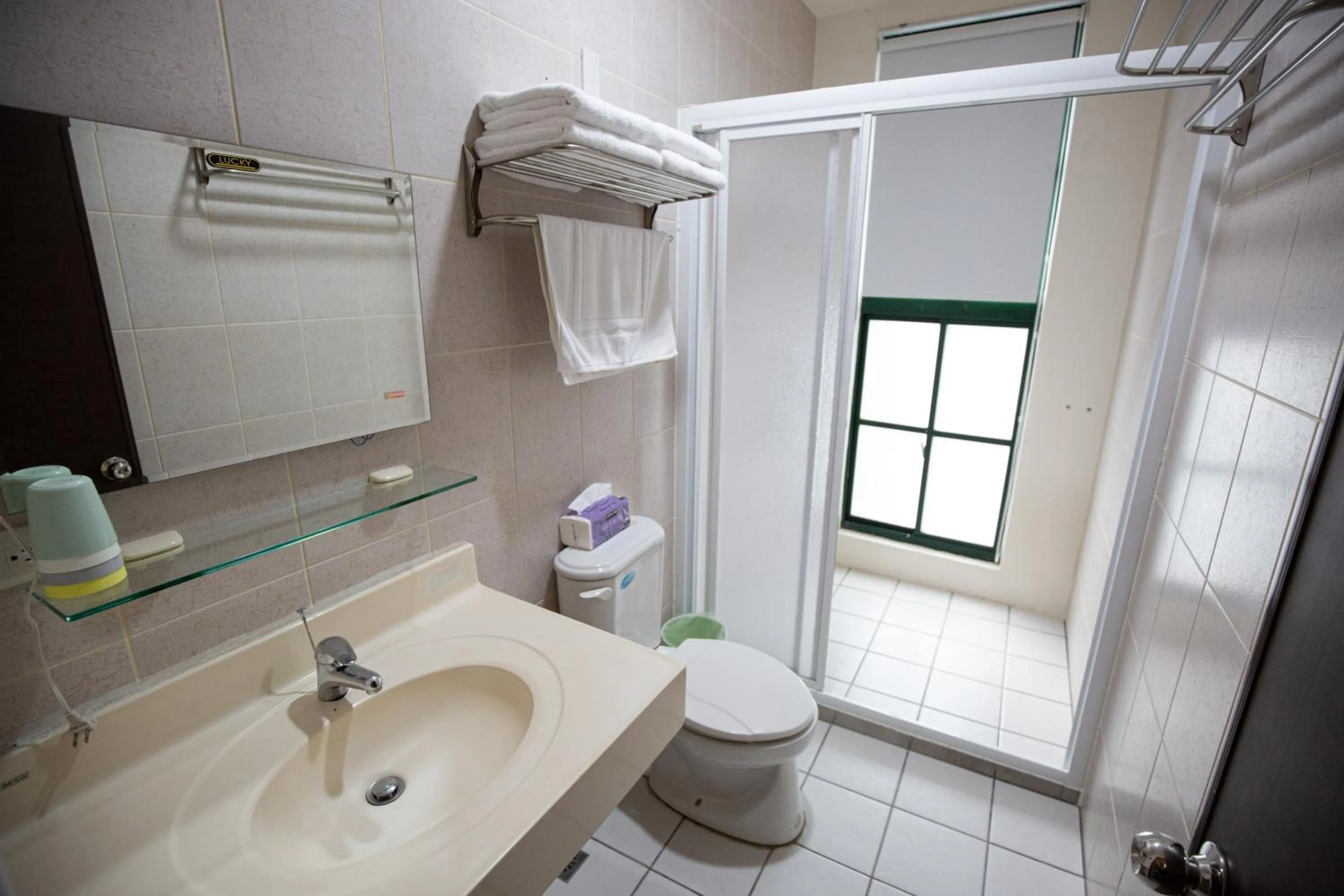 Jia-Jia Business Hotel