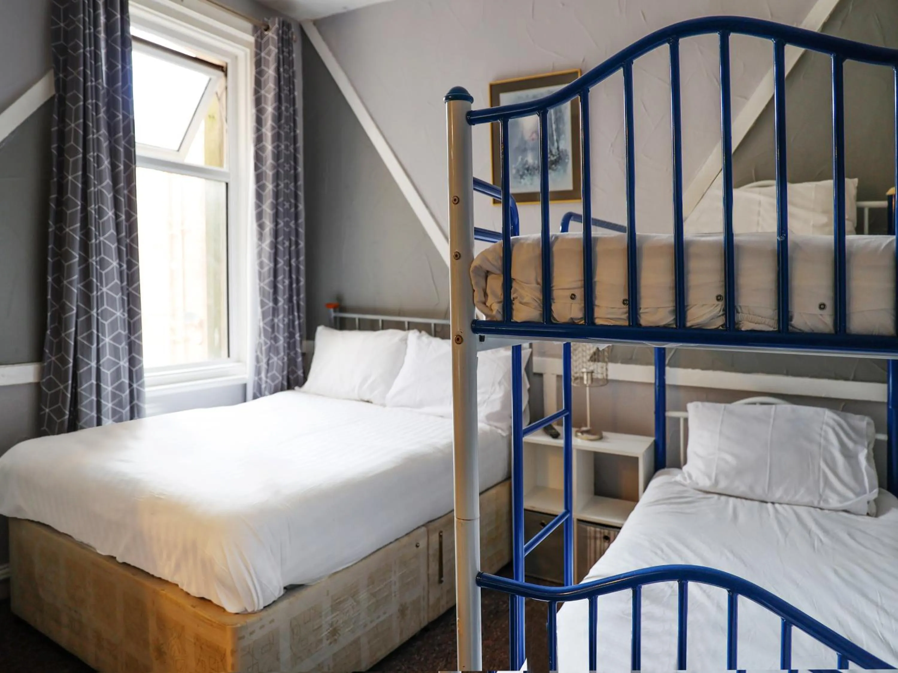 Bedroom, Bed in The Shores Hotel, Central Blackpool