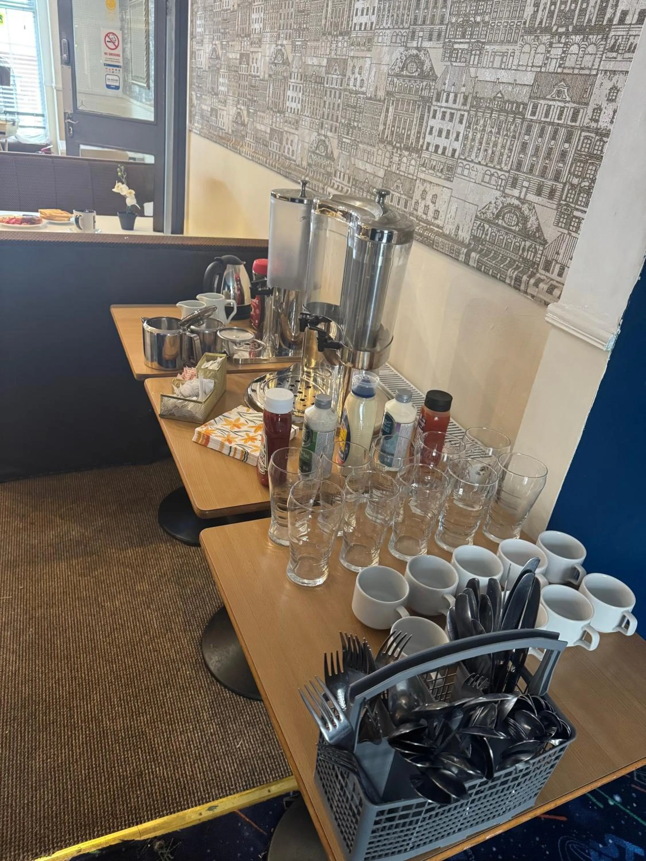 Coffee/tea facilities in The Shores Hotel, Central Blackpool