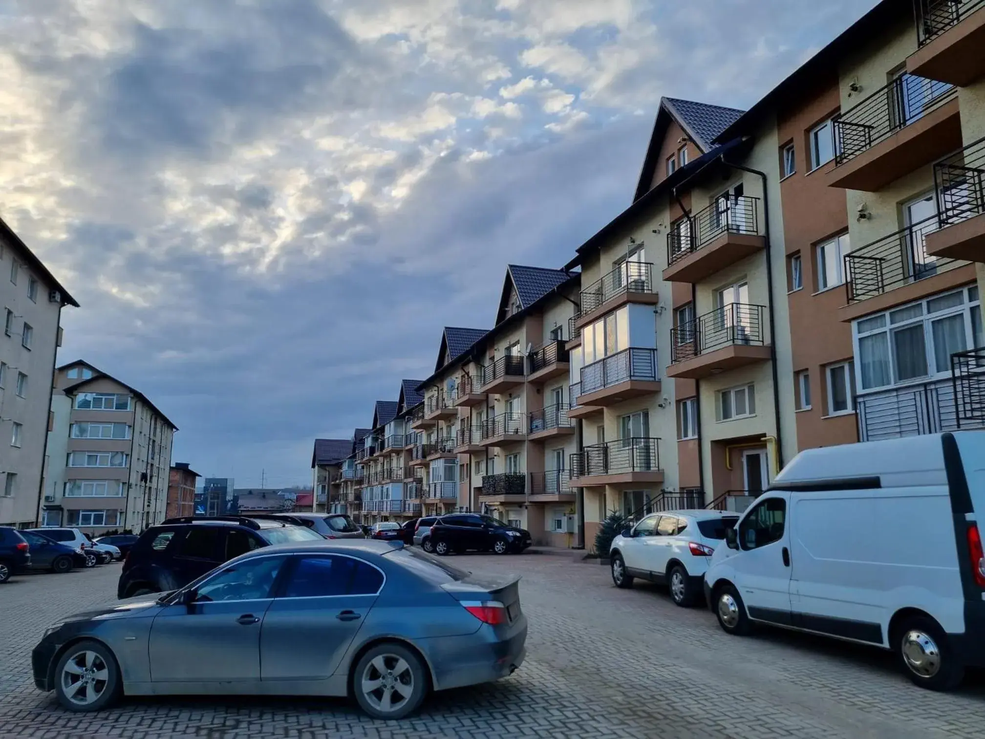 Facade/entrance in Best Apartment Suceava Facade/entrance in Best Apartment Suceava