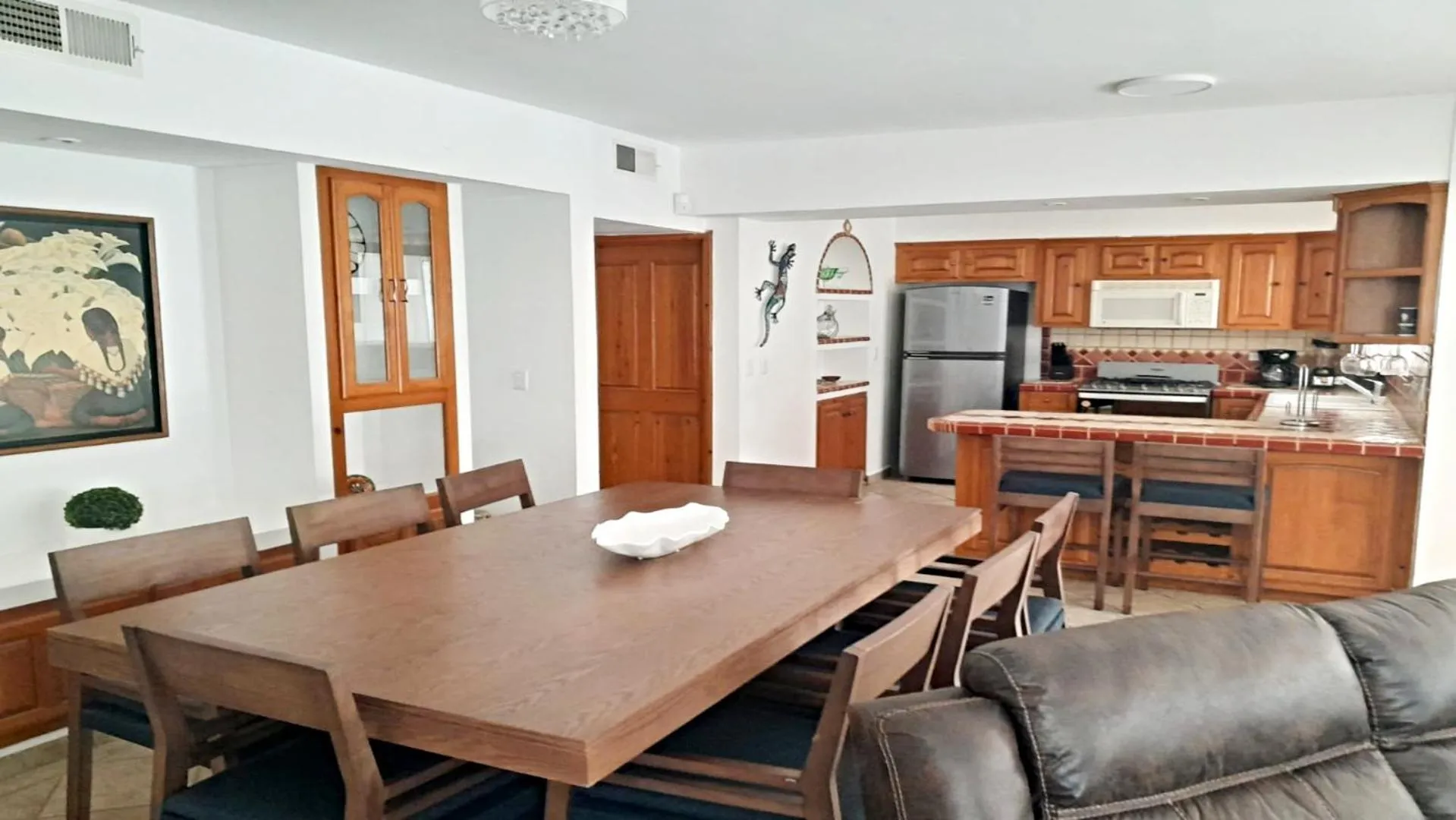 Dining area in Villa Relax 3 by Kivoya