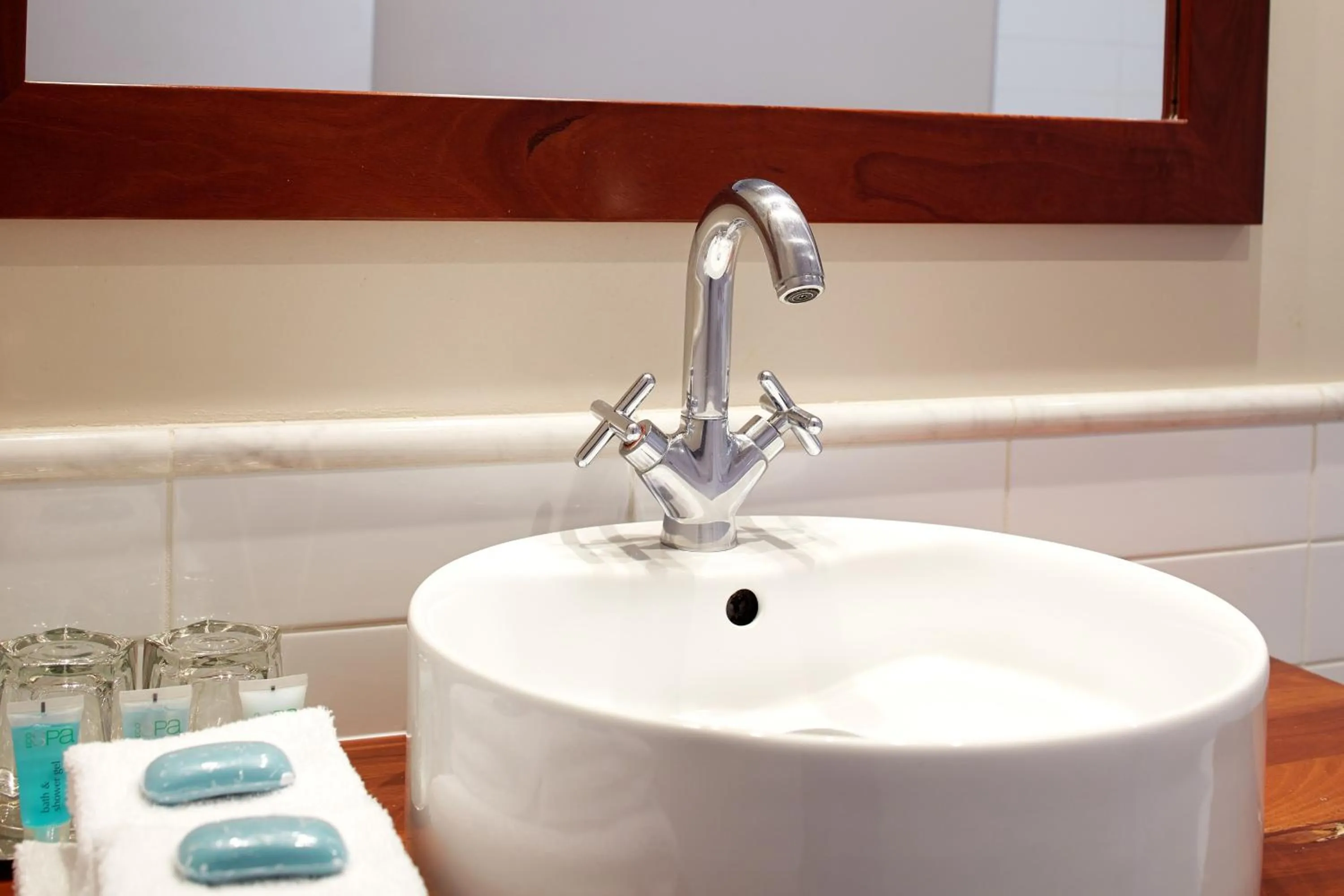 Bathroom in Seashells Yallingup