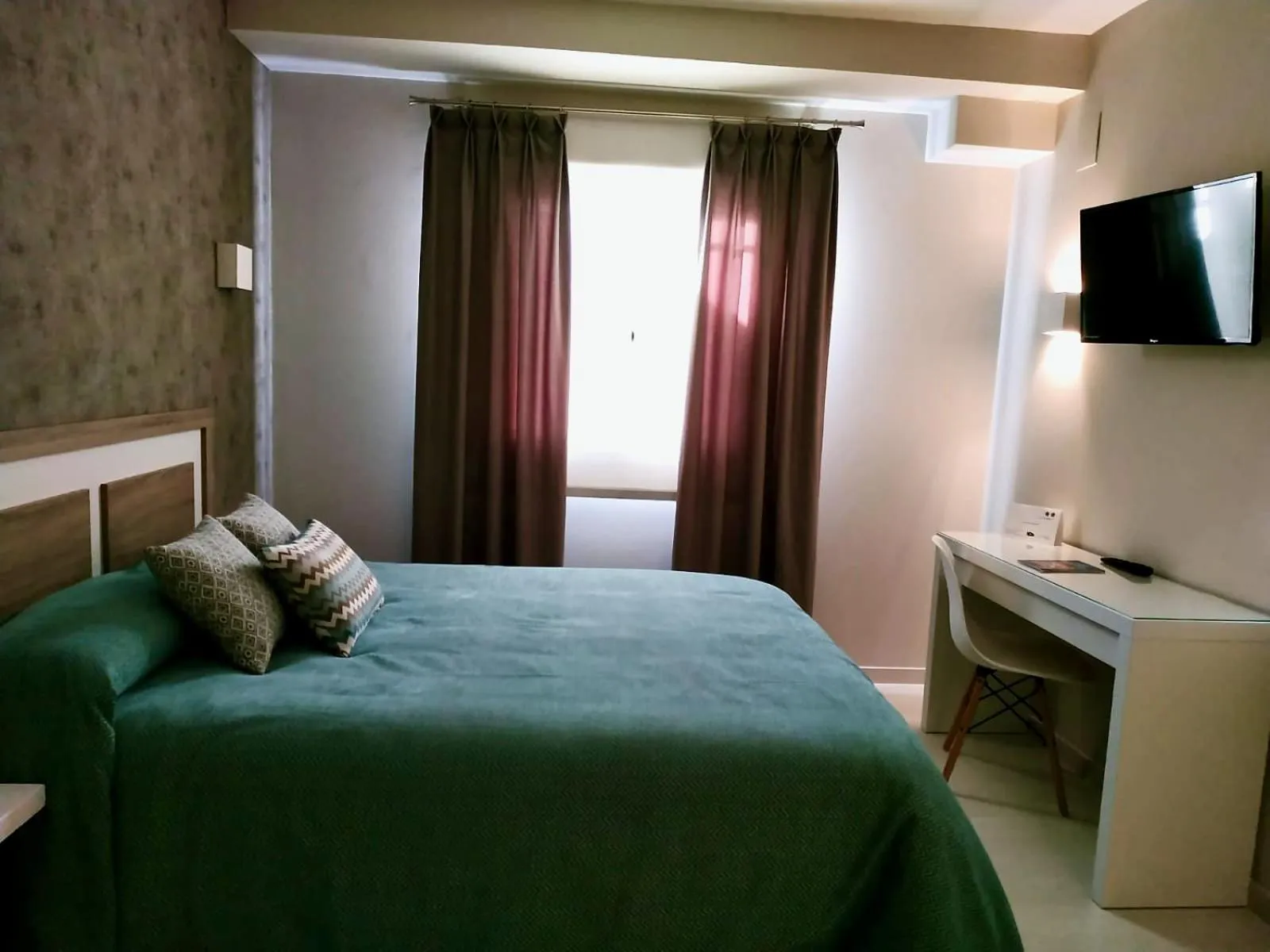 Bed in Hotel Los Conejos