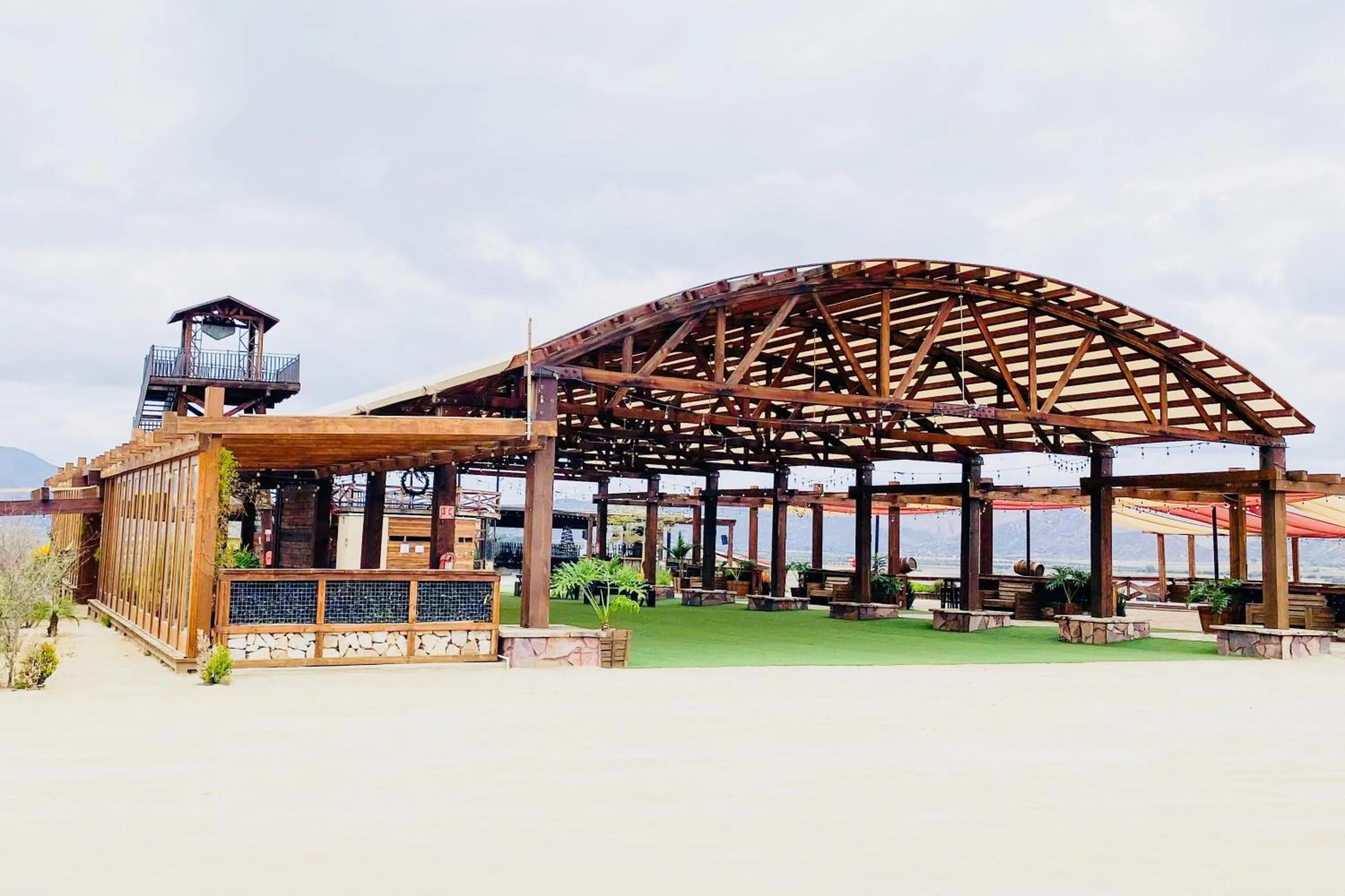 Property building in Finca el Mirador