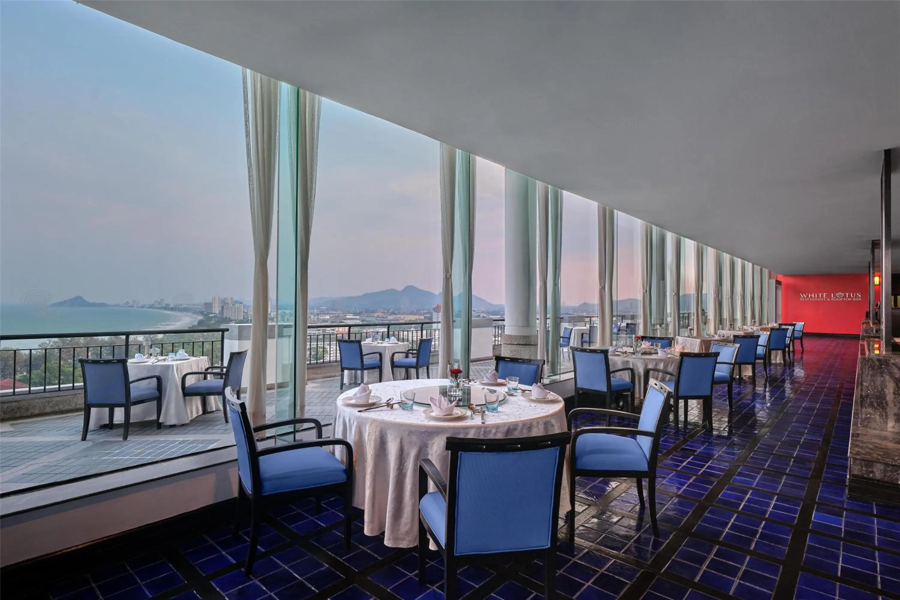 Restaurant/places to eat in Hilton Hua Hin Resort & Spa