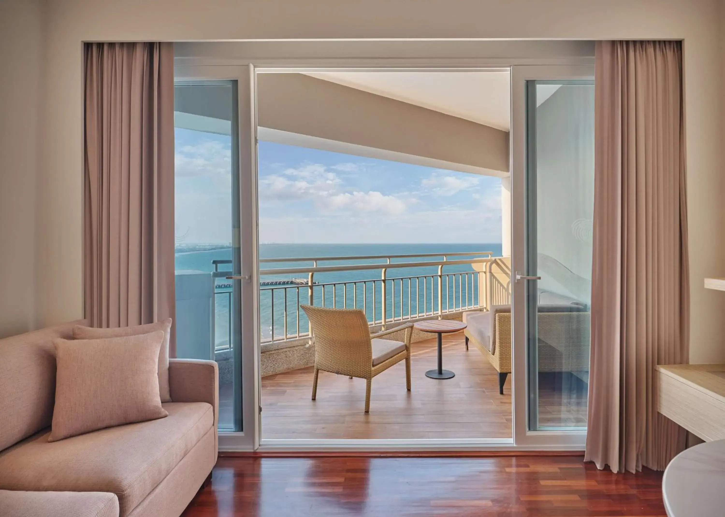 Living room in Hilton Hua Hin Resort & Spa Living room in Hilton Hua Hin Resort & Spa