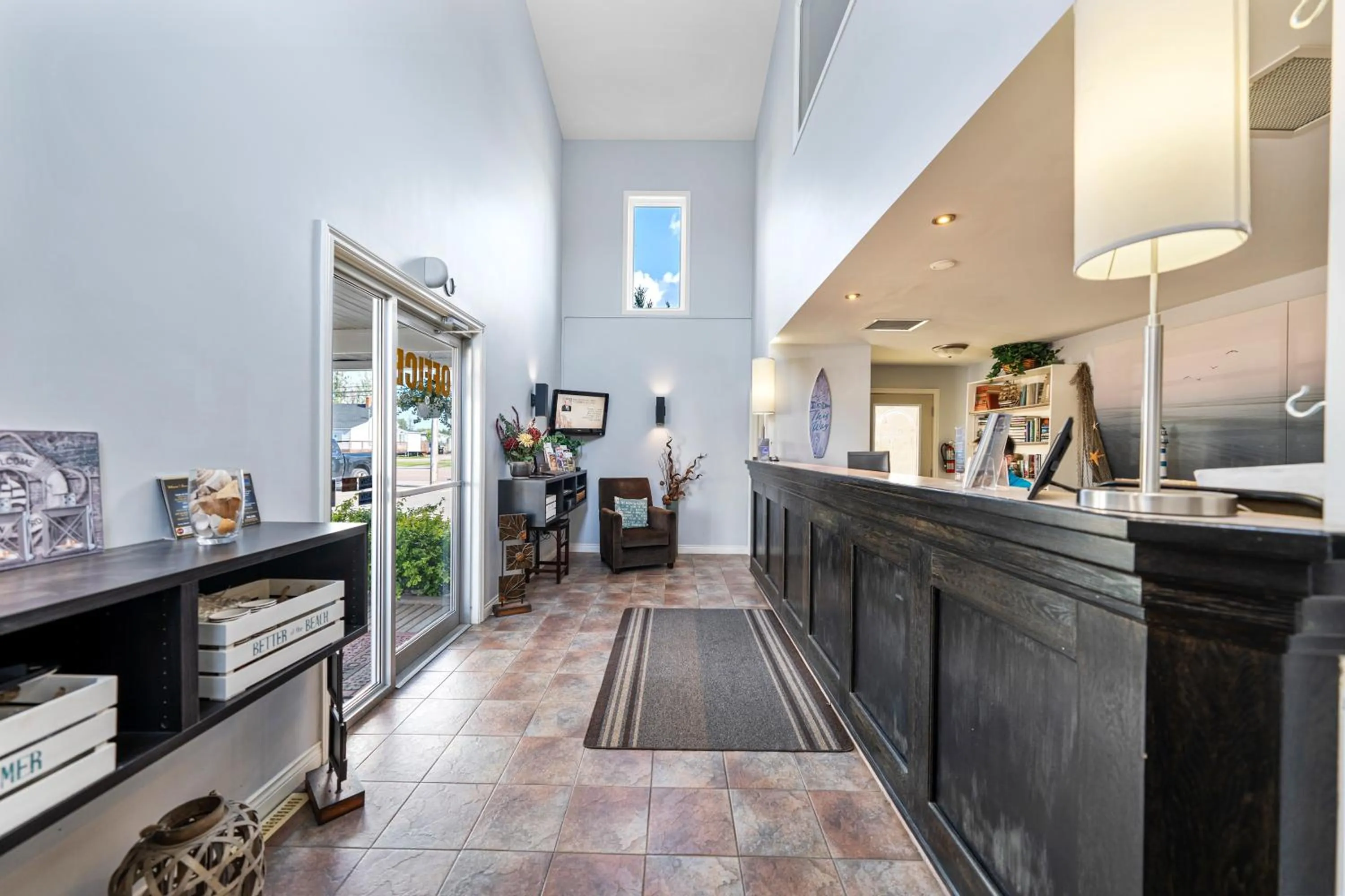 Lobby or reception in Shores Inn & Hotel