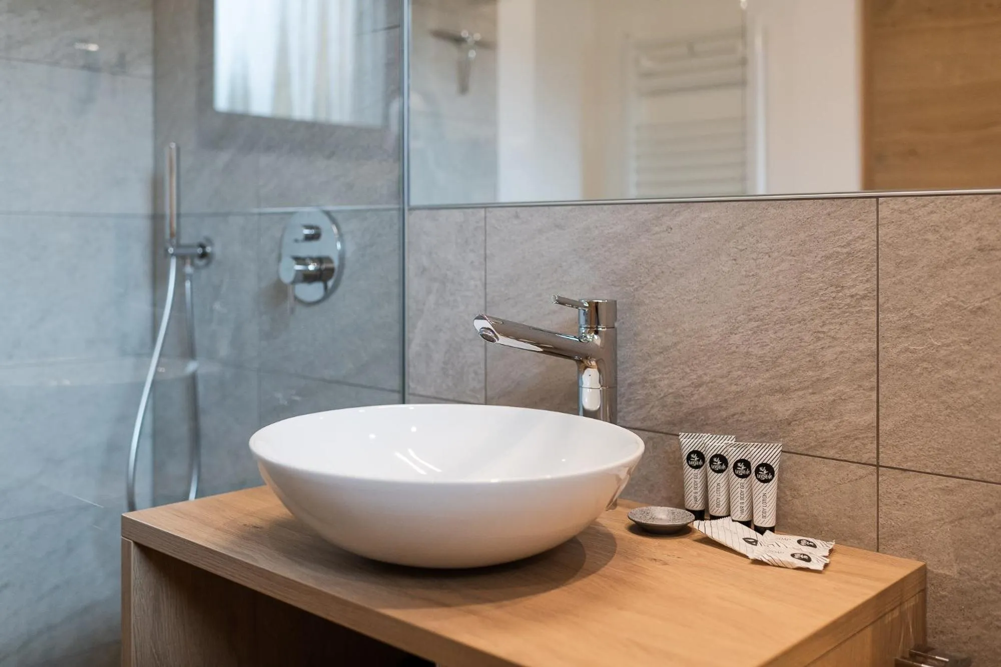 Bathroom in Aparthotel Abiná Lana Höhe