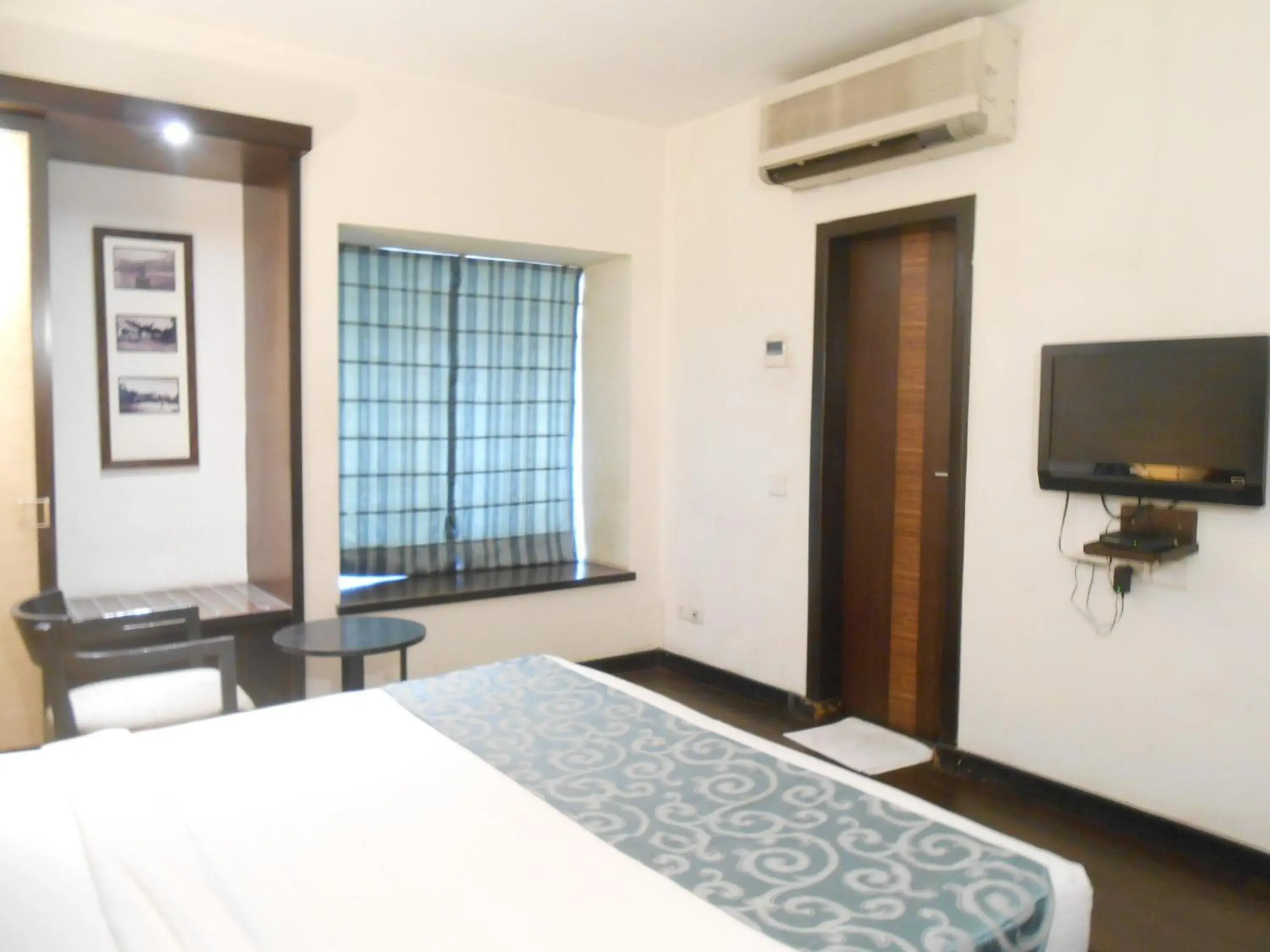 Bed in Hotel Metropole Bed in Hotel Metropole