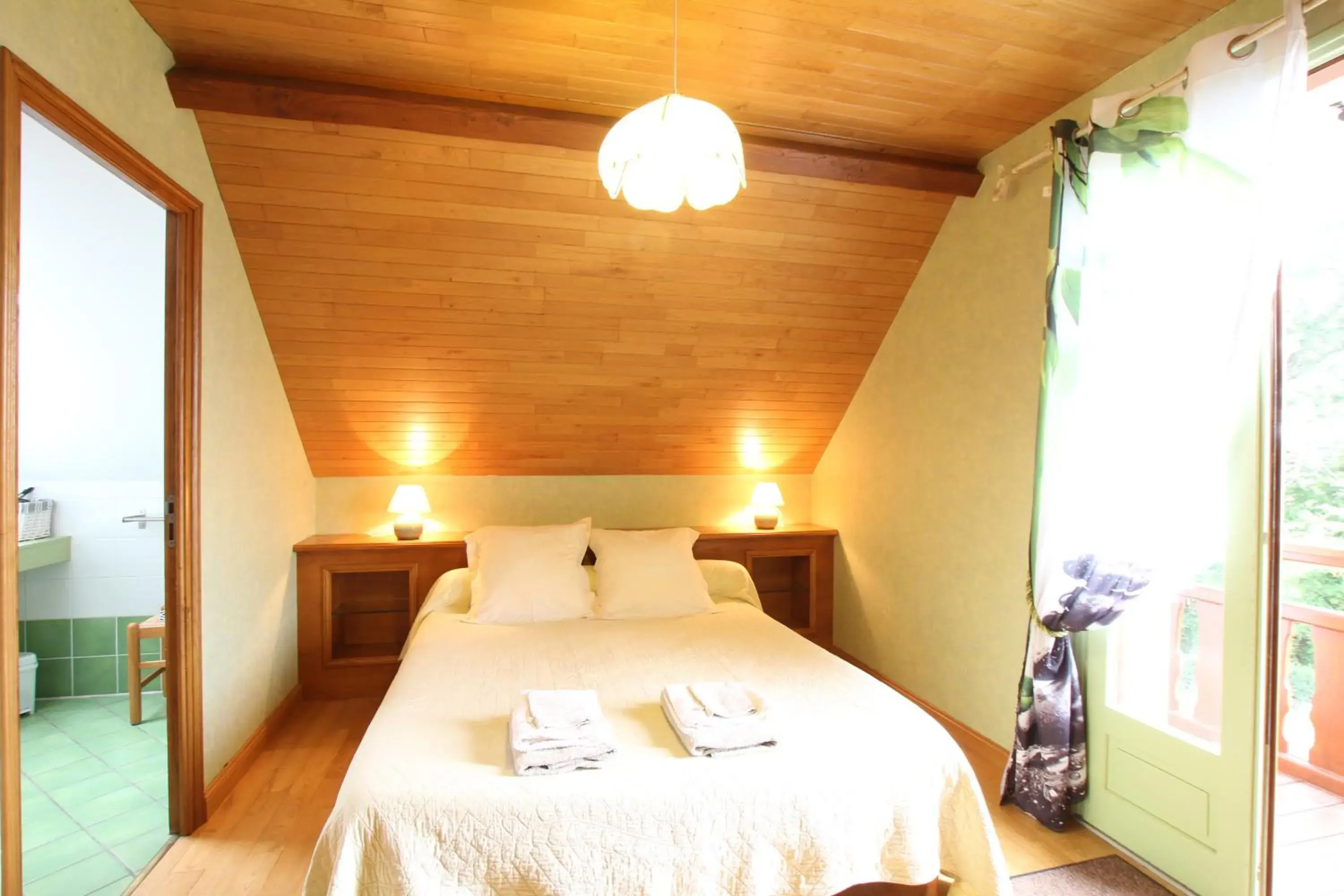 Double Room with Mountain View - single occupancy in L'espiatet Double Room with Mountain View - single occupancy in L'espiatet