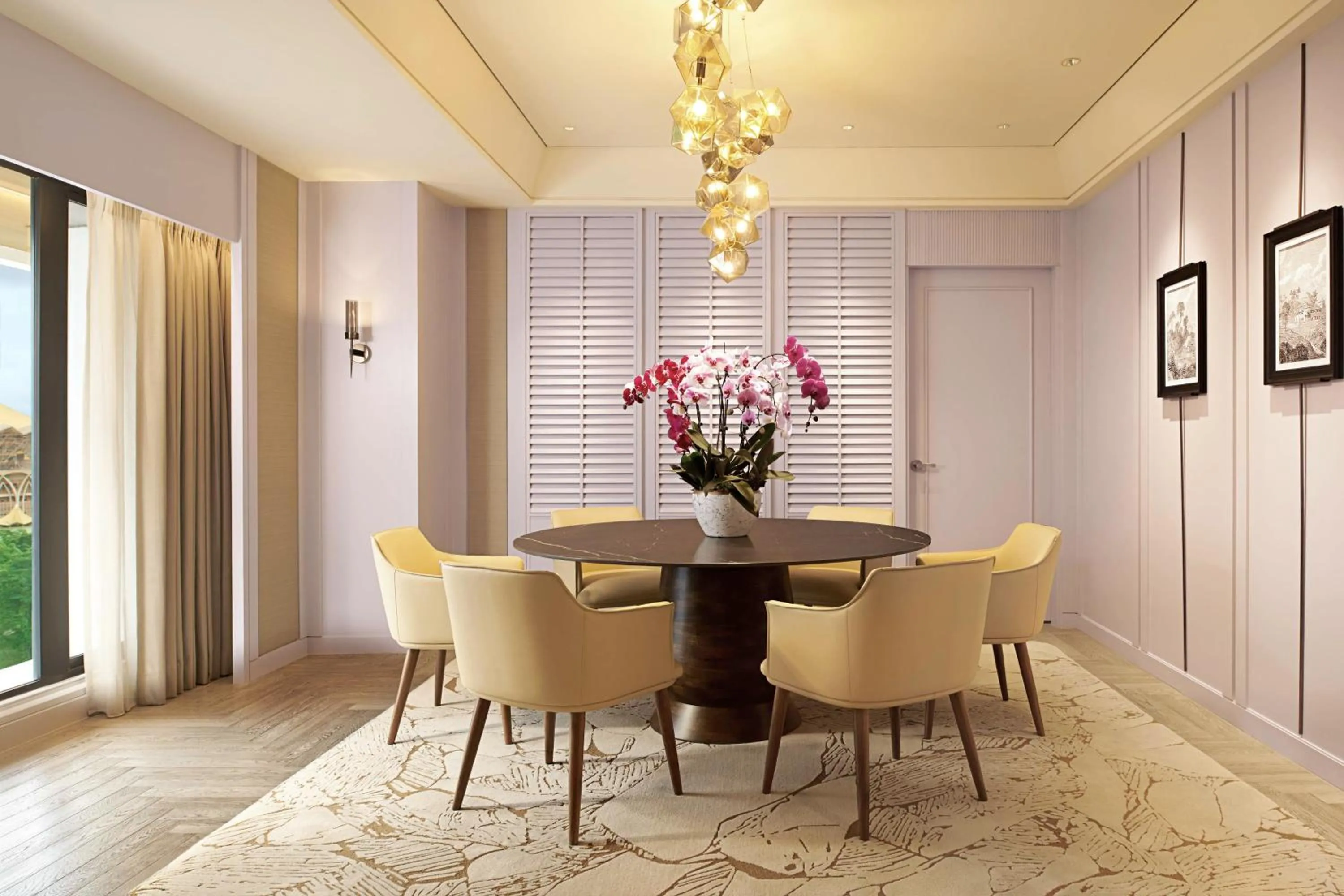 Living room in Hilton Kuching Hotel