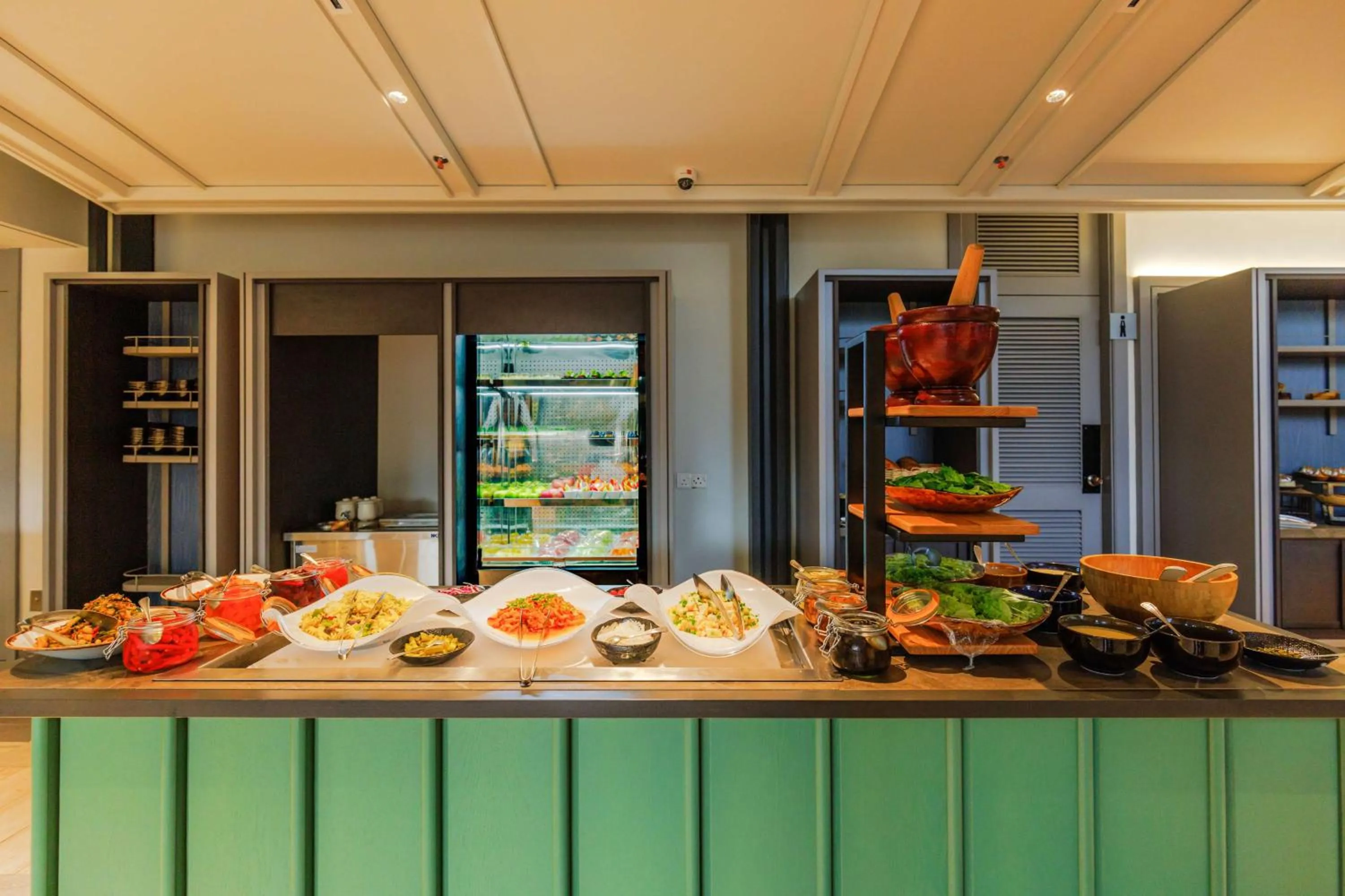 Restaurant/places to eat in Hilton Kuching Hotel