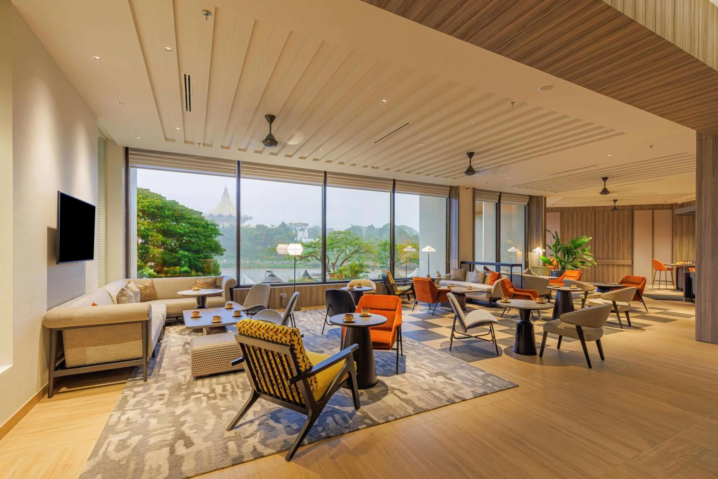 Restaurant/places to eat in Hilton Kuching Hotel