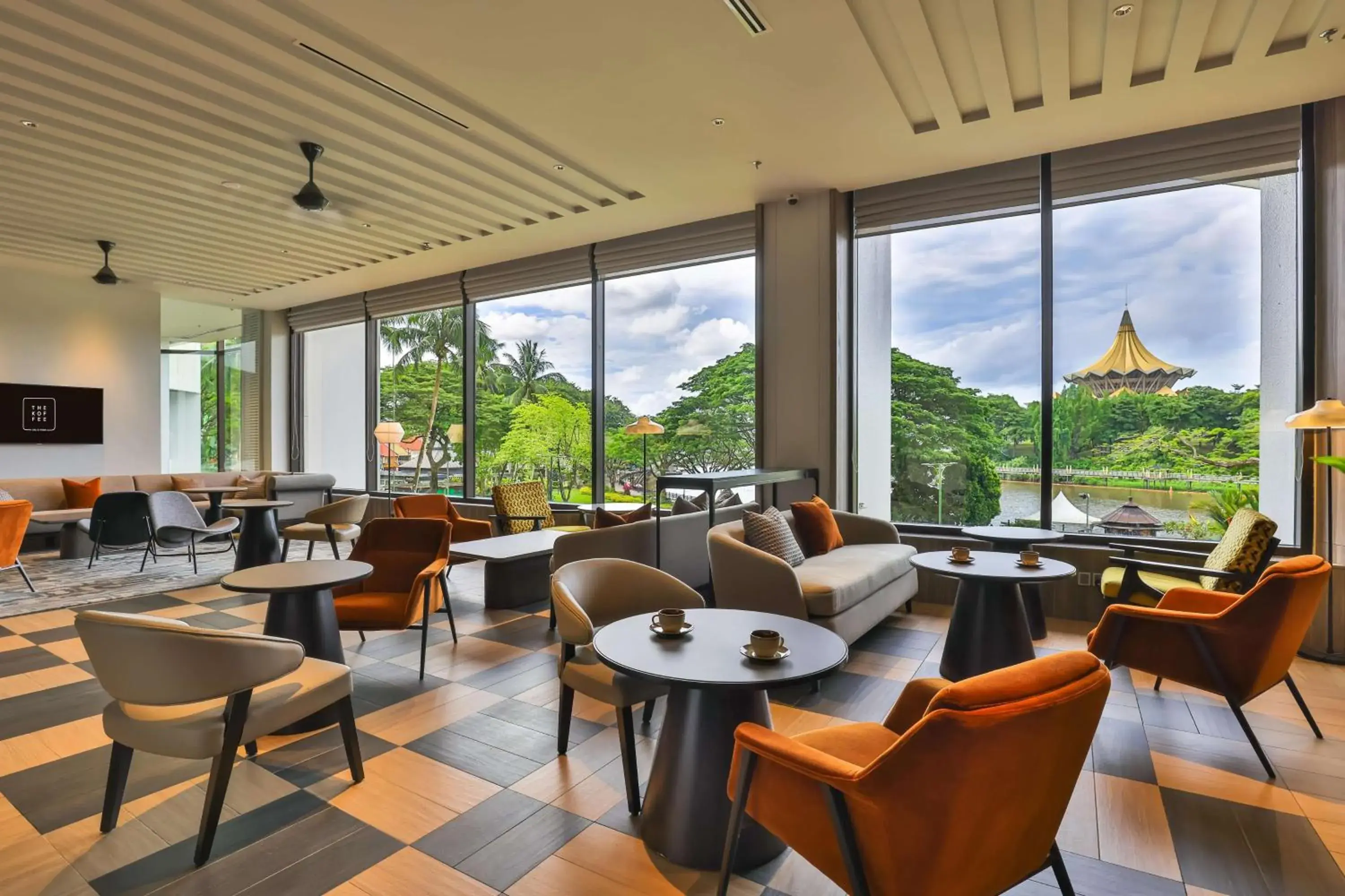 Restaurant/places to eat in Hilton Kuching Hotel Restaurant/places to eat in Hilton Kuching Hotel