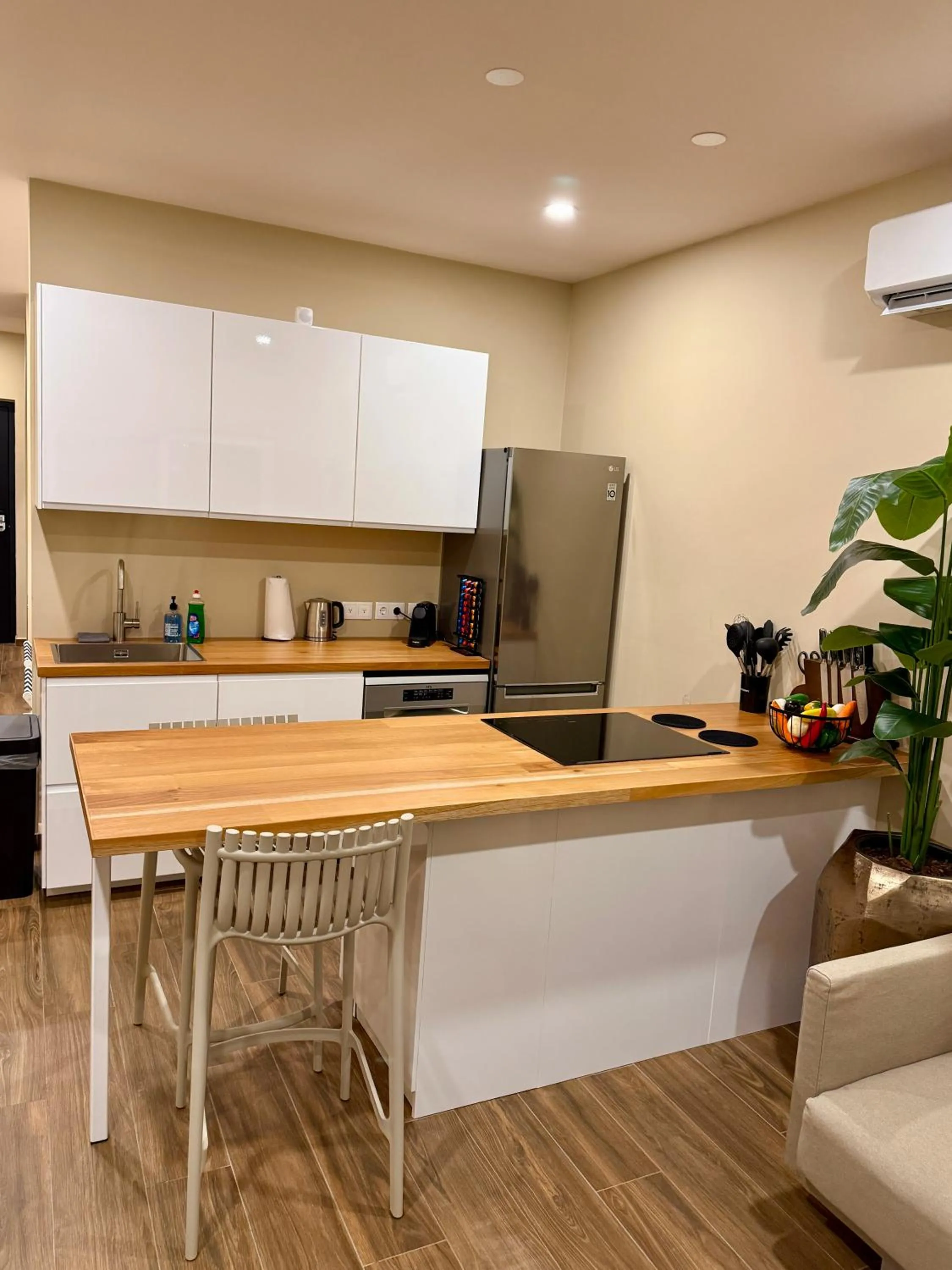 Kitchen or kitchenette in Villa Amalie & Villa Curiel