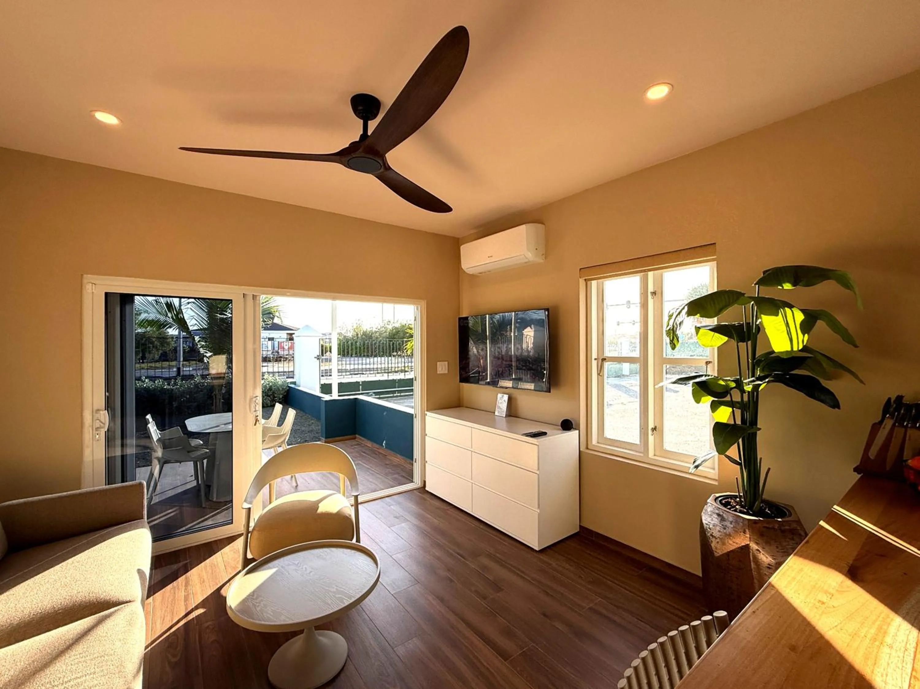 TV and multimedia in Villa Amalie & Villa Curiel