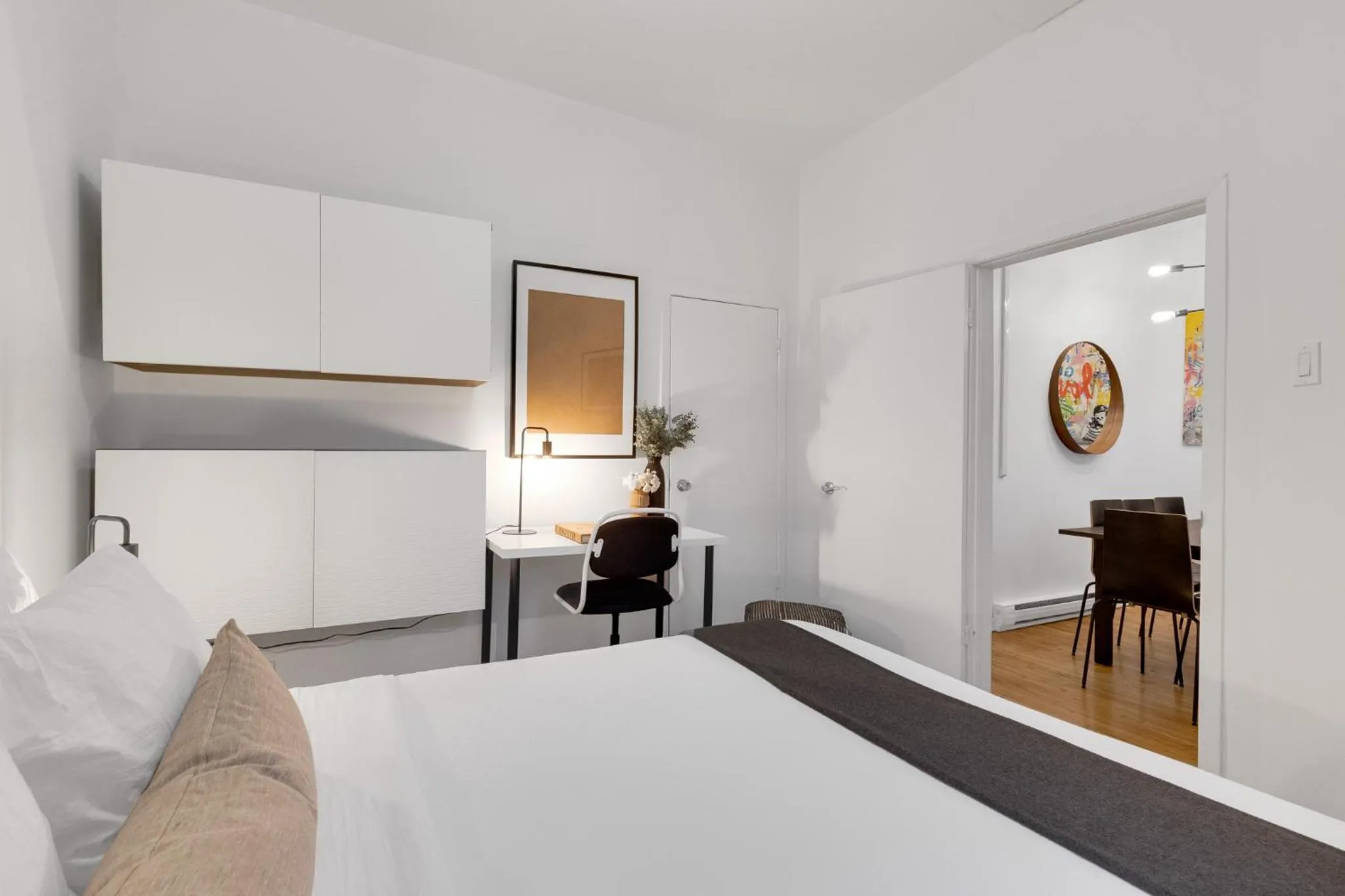 Bed in LiV MTL Avenue