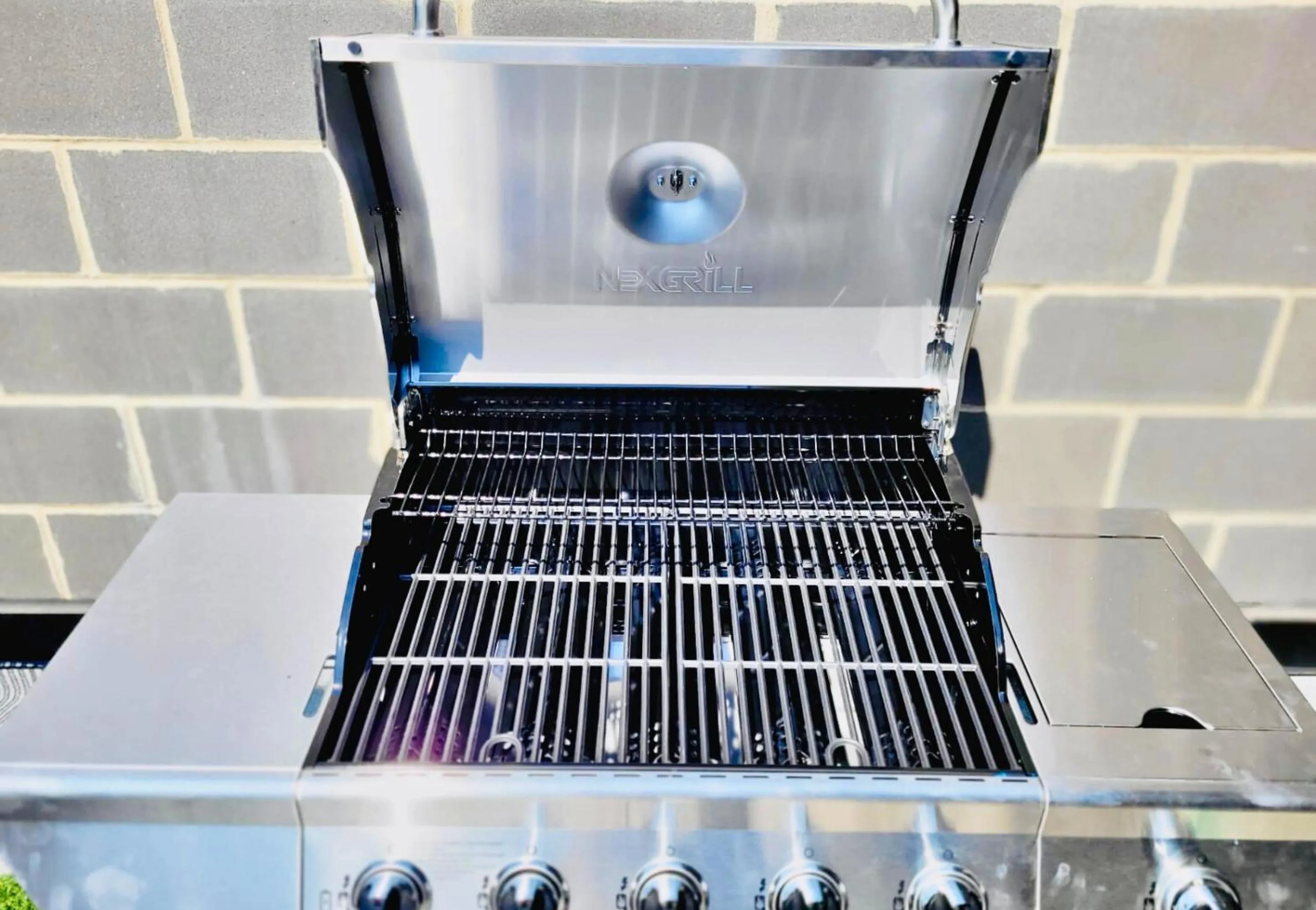 BBQ facilities in LiV MTL Plato