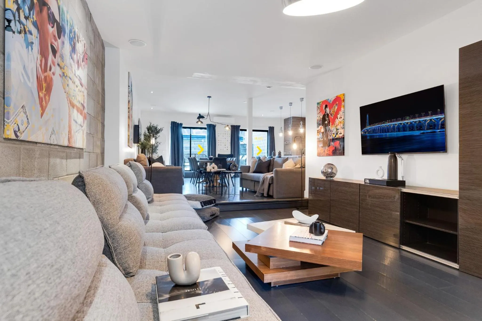 Communal lounge/ TV room in LiV MTL Plato