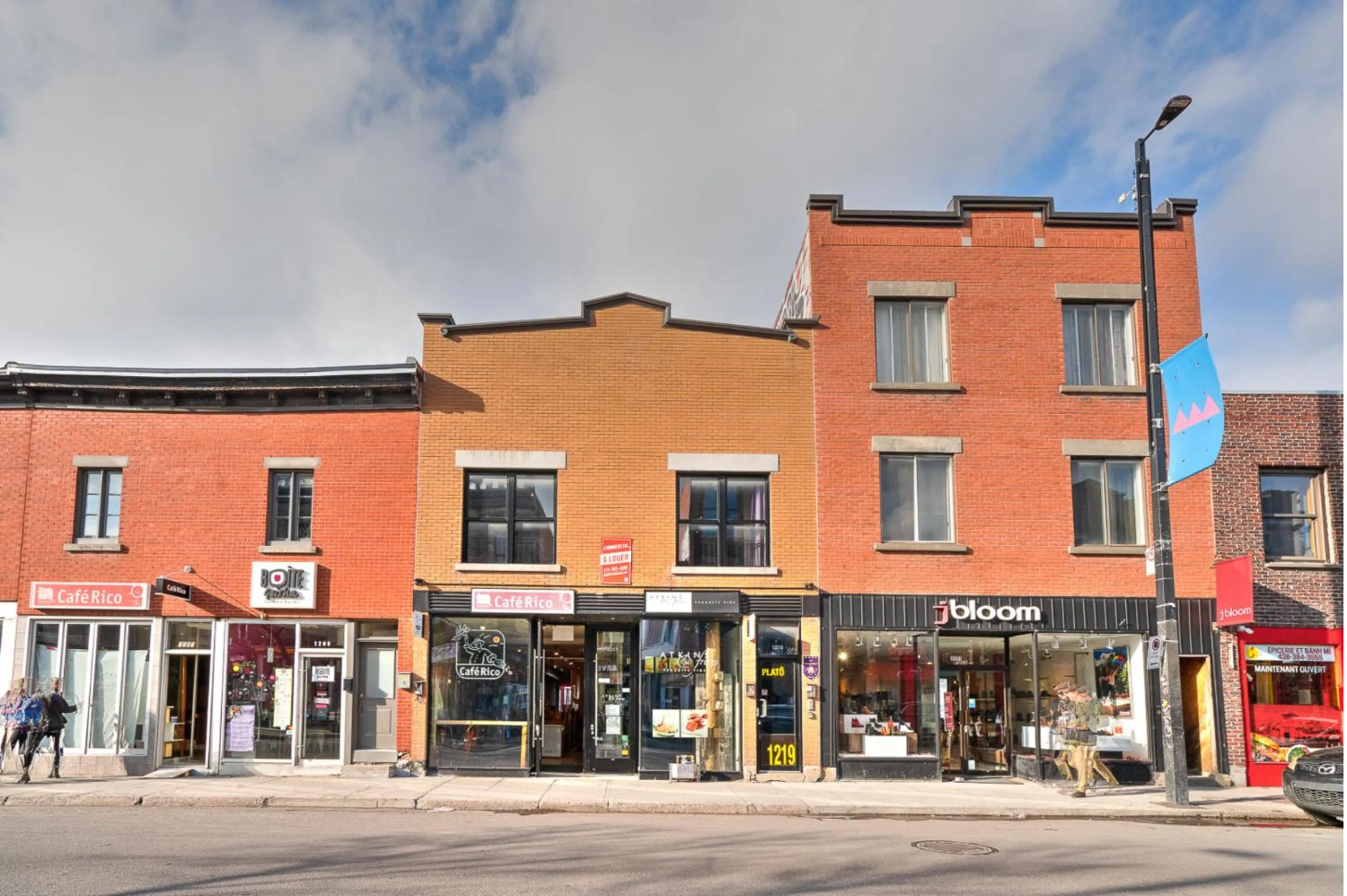 Property building in LiV MTL Plato