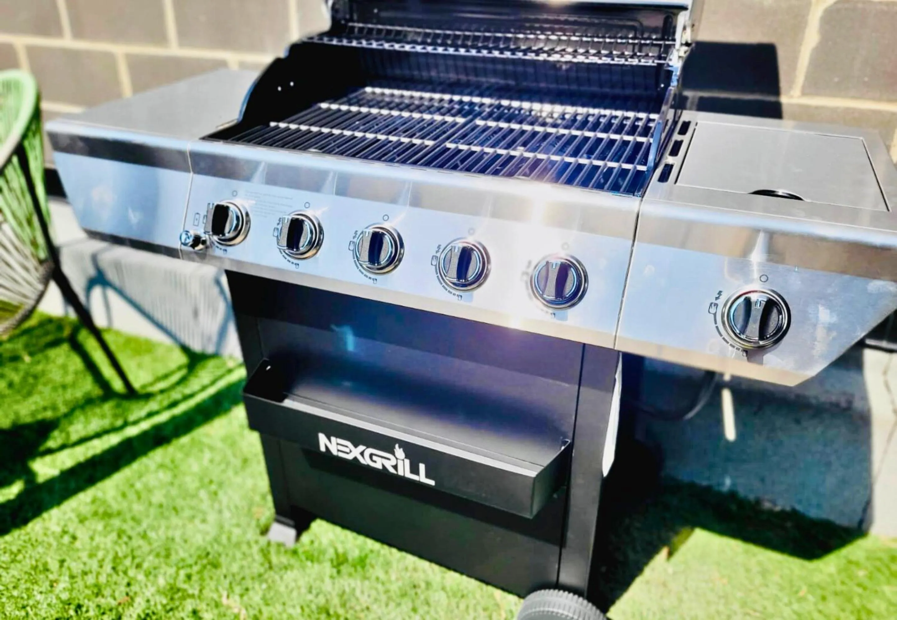 BBQ facilities in LiV MTL Plato