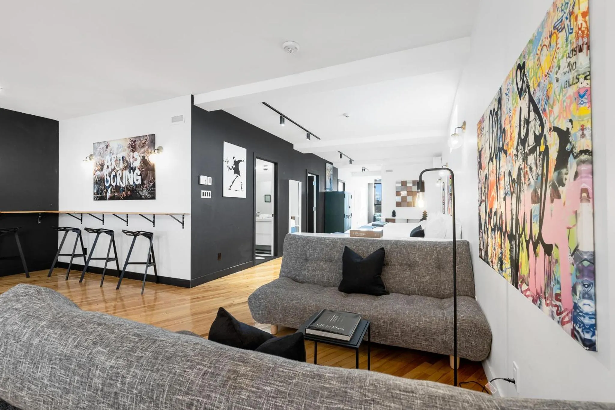 Living room in LiV MTL Plaza