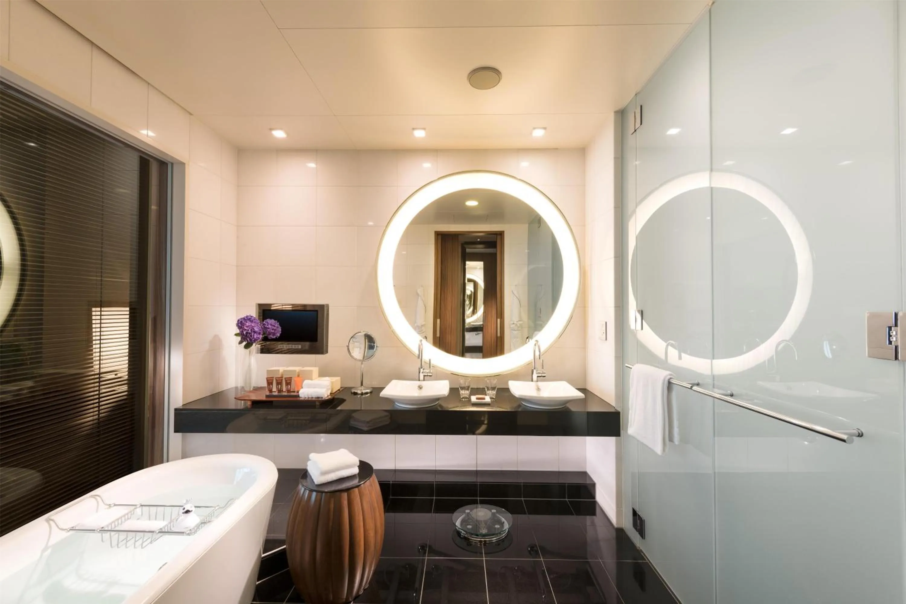 Bathroom in Conrad Tokyo