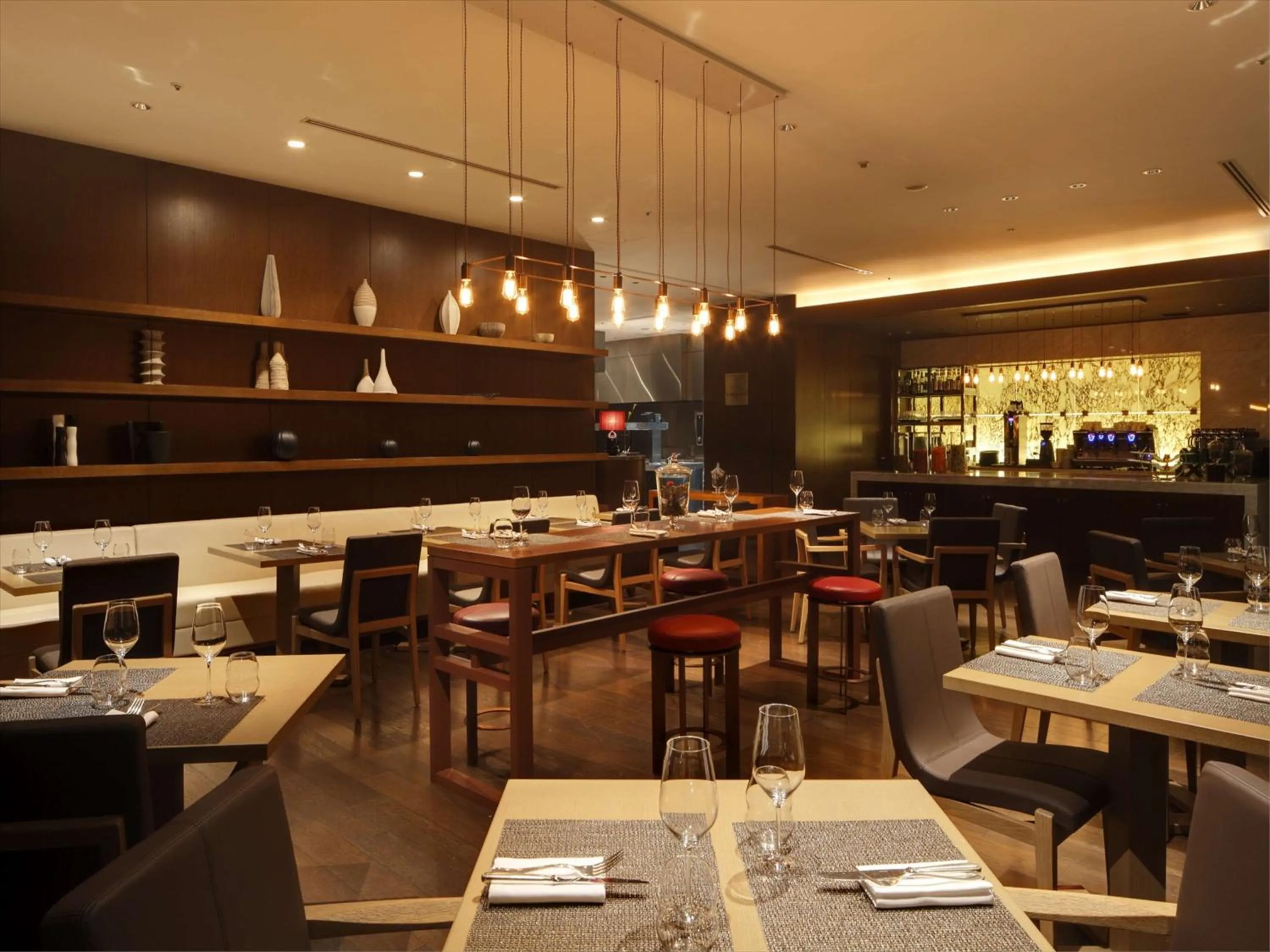 Restaurant/places to eat in Conrad Tokyo