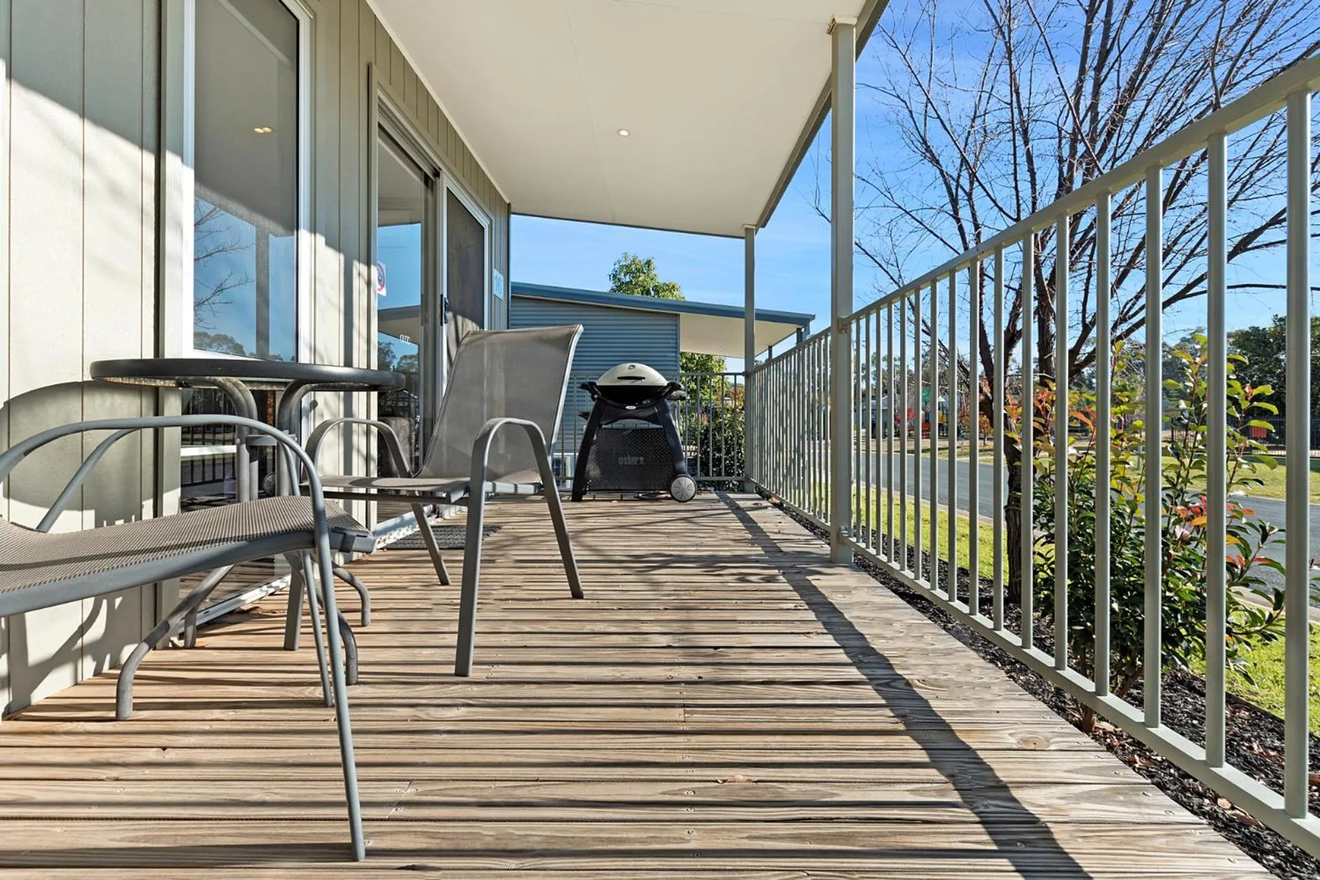 Patio in Discovery Parks - Moama Waters