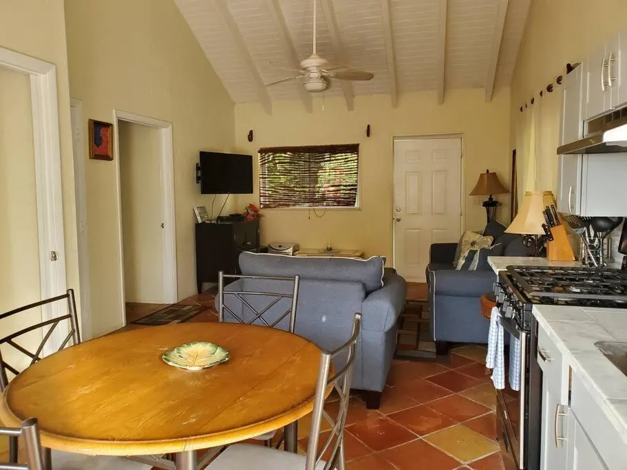 The Cottage at Villa Indigo