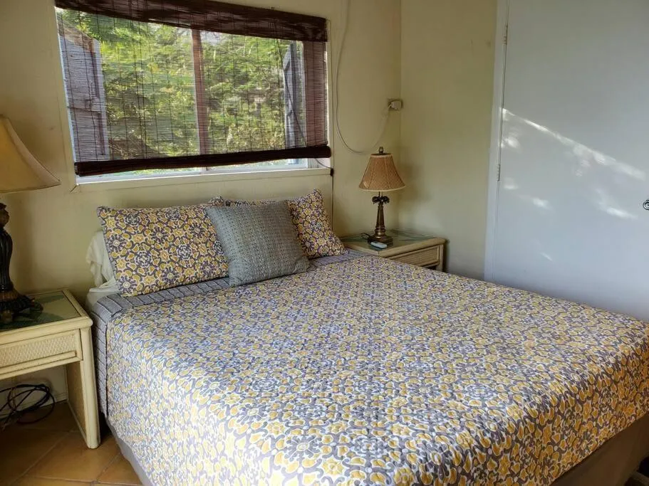 Bed in The Cottage at Villa Indigo