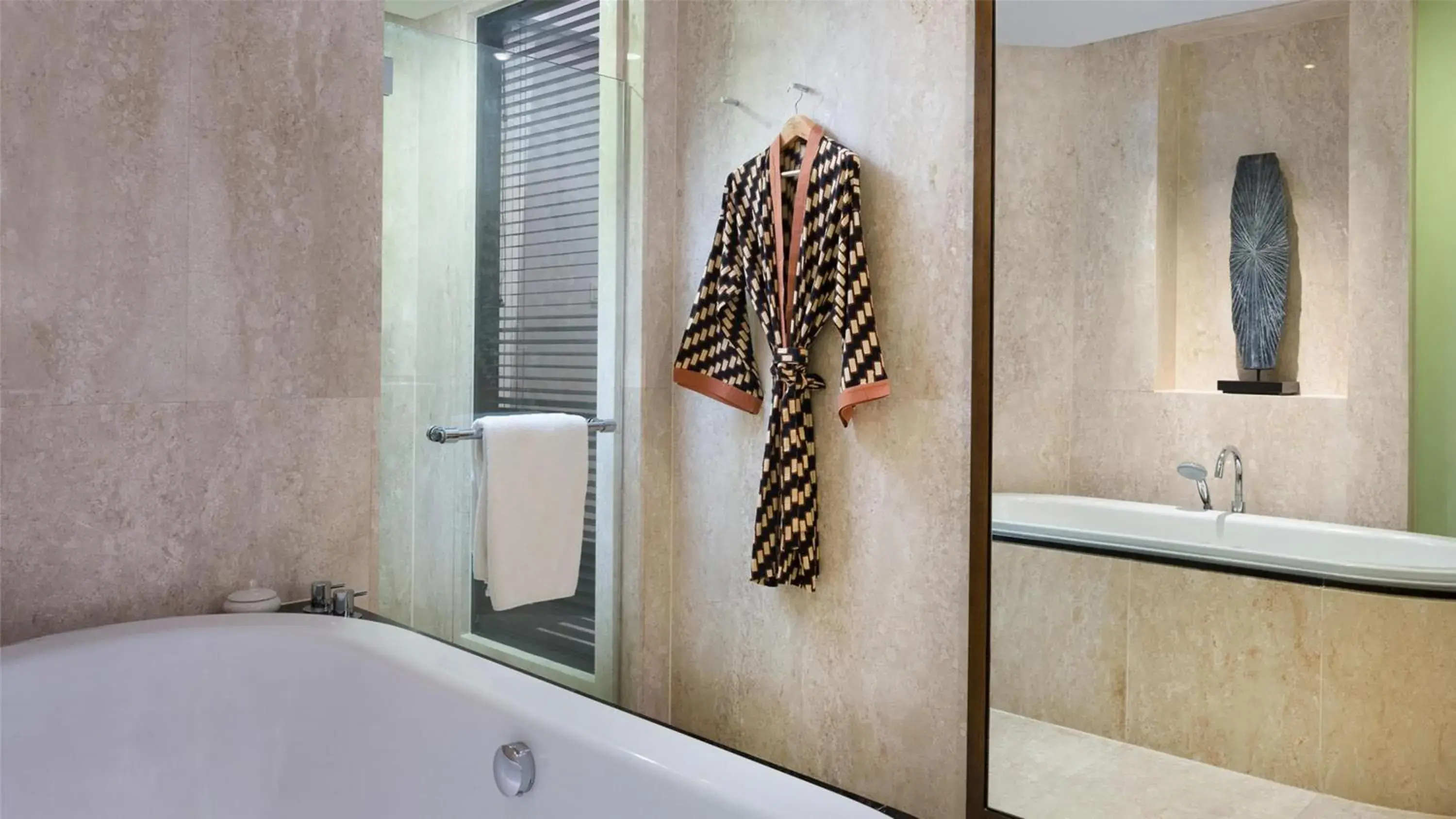 Deluxe Twin Room - Lagoon Access in Conrad Bali Deluxe Twin Room - Lagoon Access in Conrad Bali