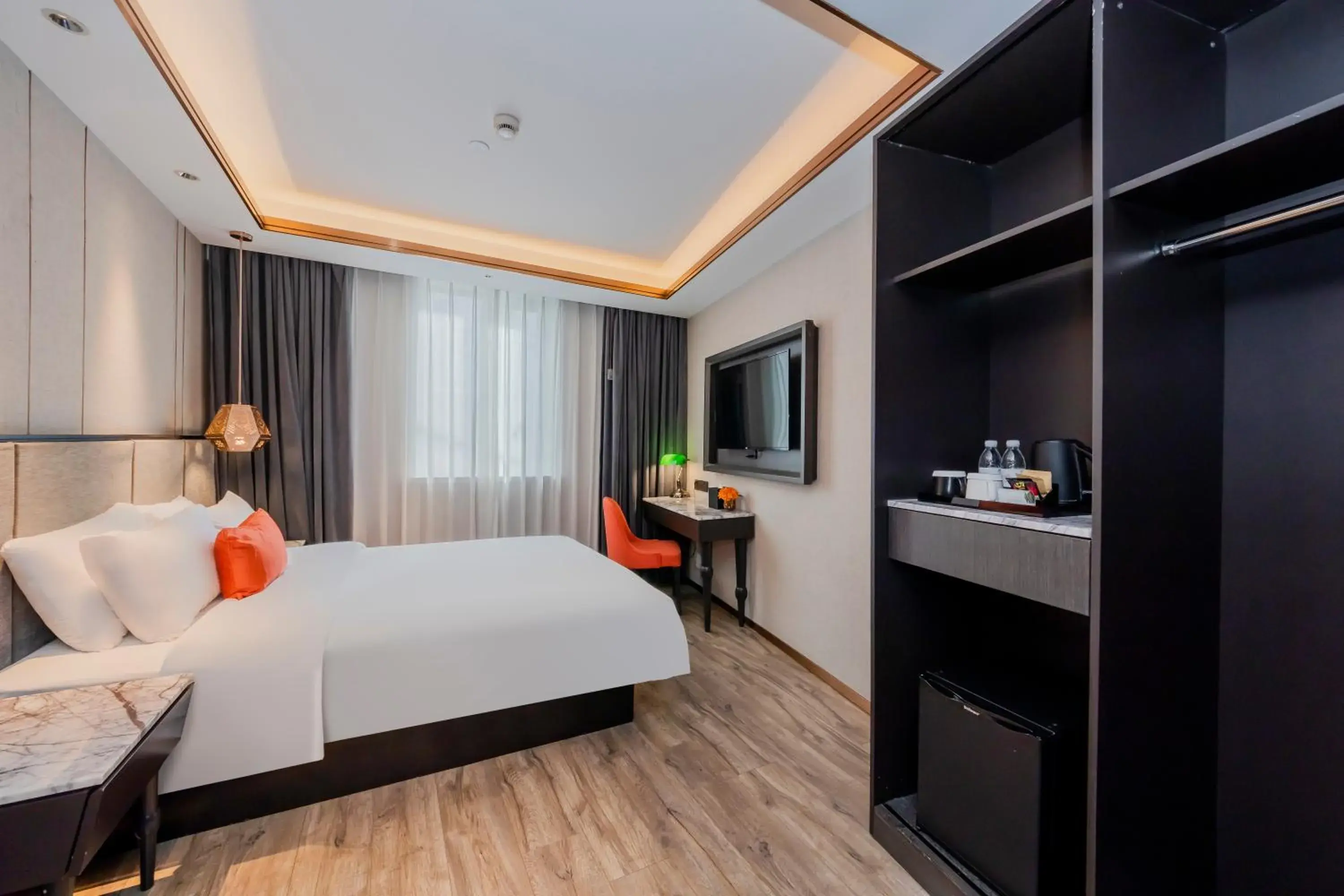 Photo of the whole room, Bed in Yitel Premium (Shanghai Nanjing Road Pedestrian Street) Photo of the whole room, Bed in Yitel Premium (Shanghai Nanjing Road Pedestrian Street)