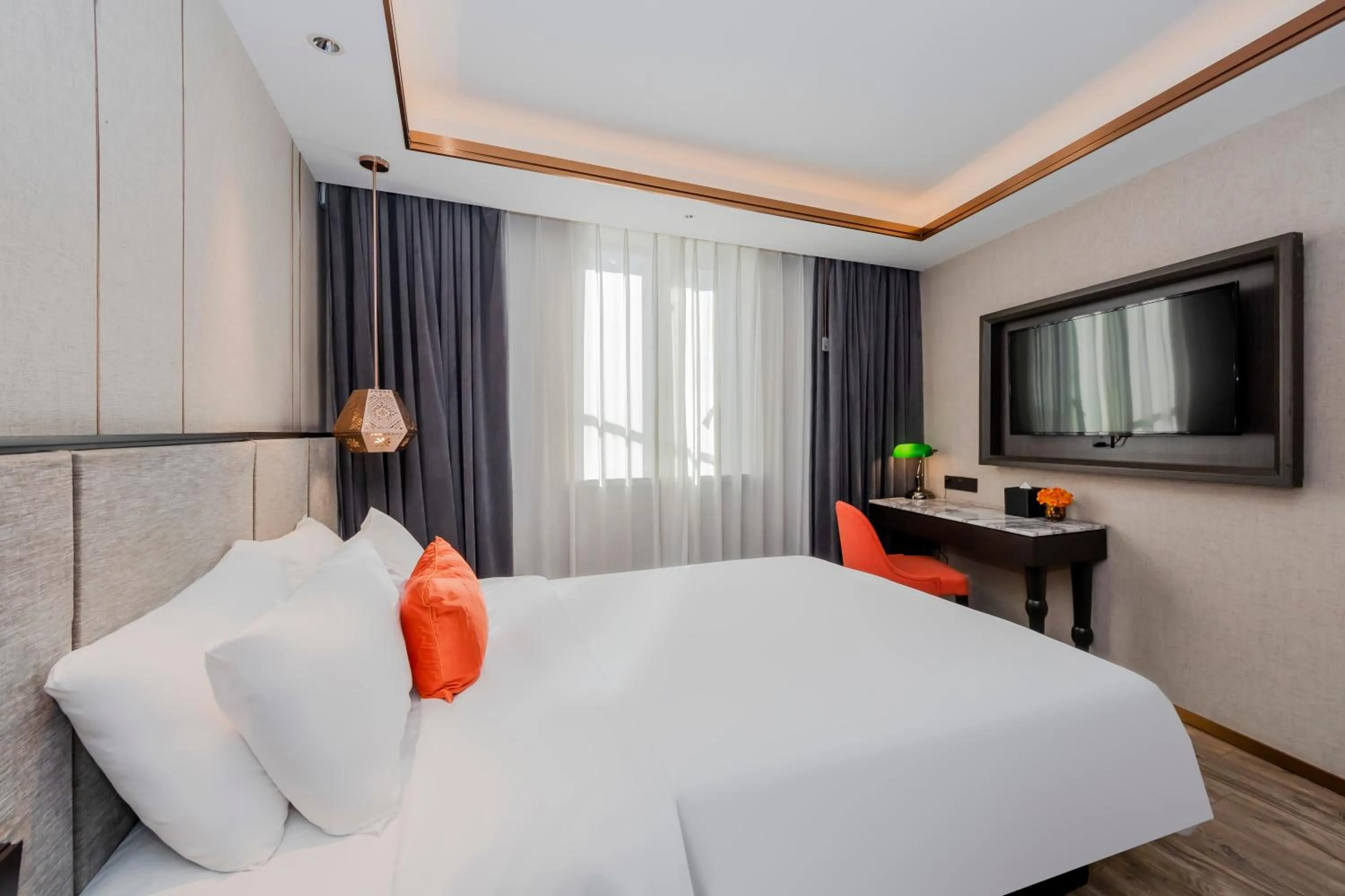 room service, Bed in Yitel Premium (Shanghai Nanjing Road Pedestrian Street)