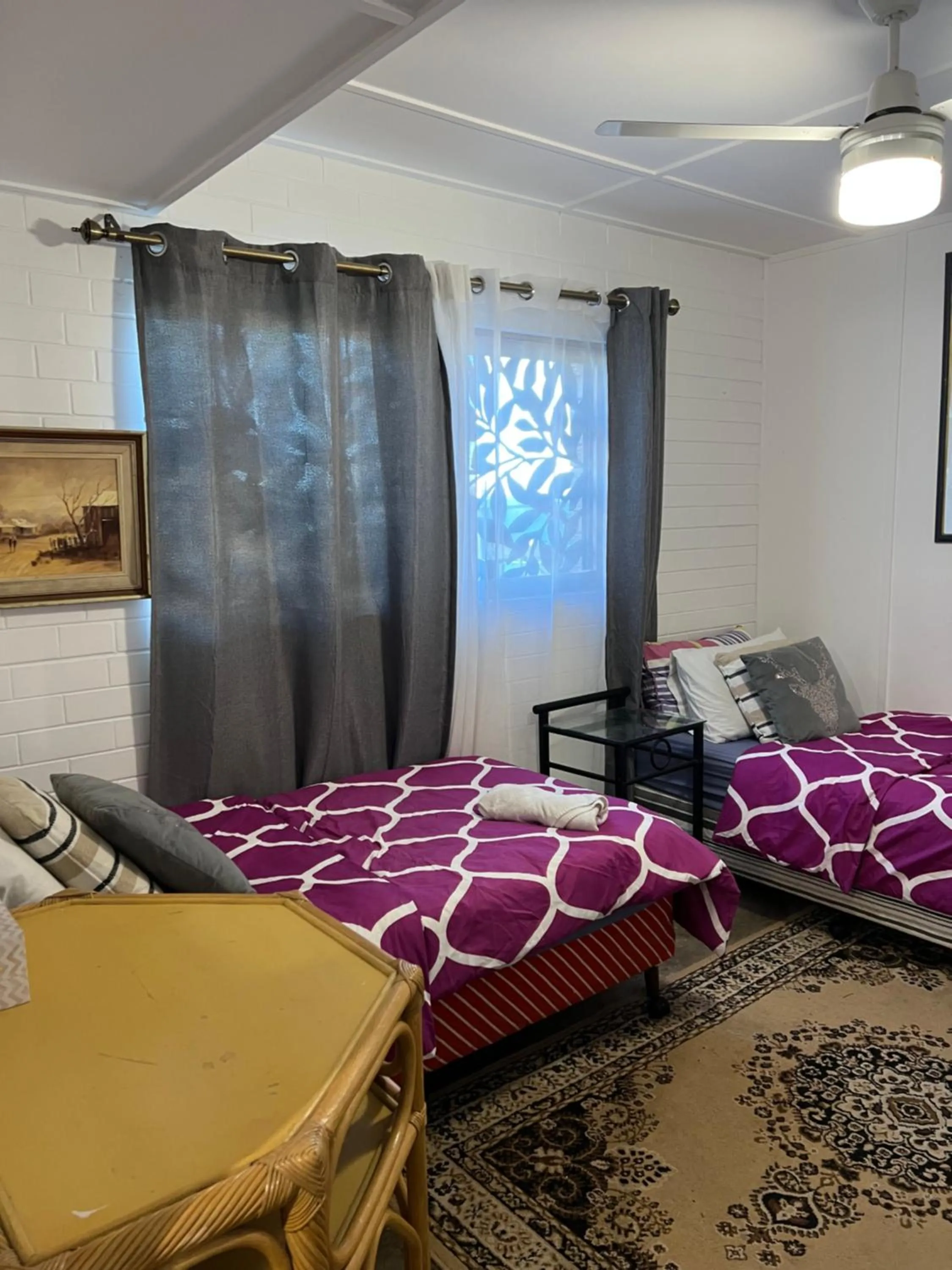 Bed in XYL Holiday Inn