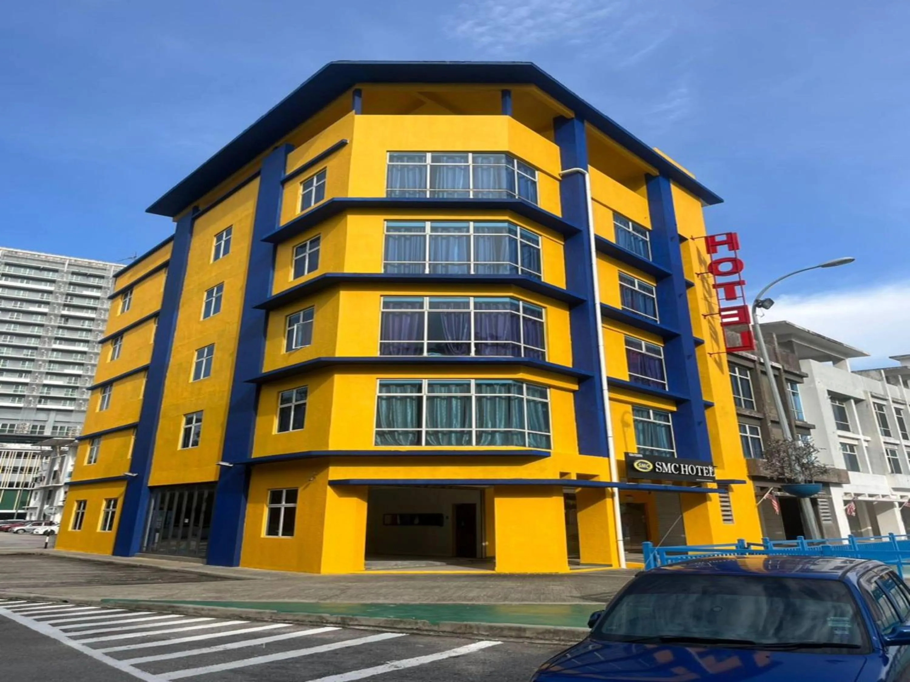 Facade/entrance in Hotel O Smc I-city