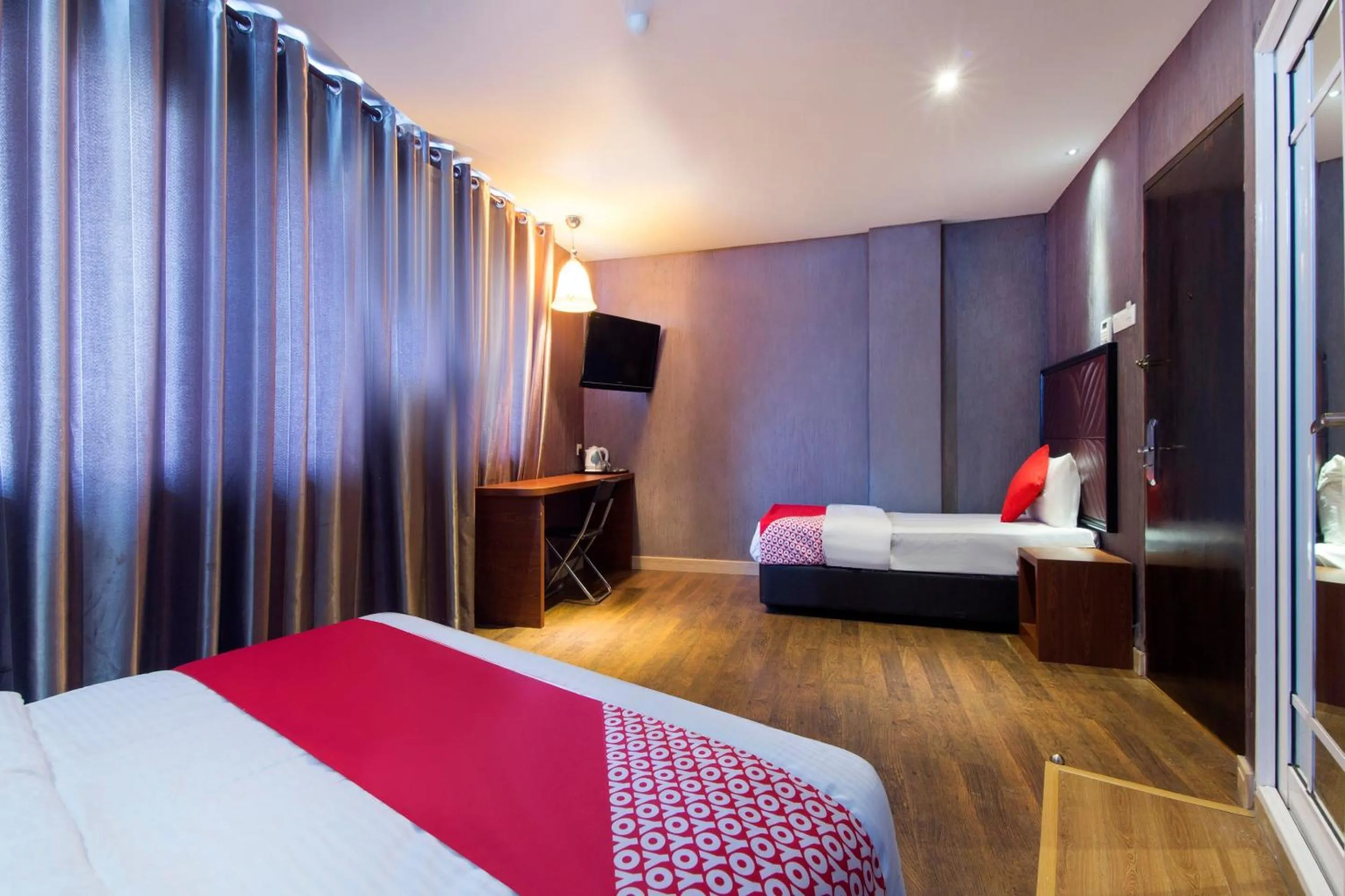 Bedroom, Bed in Hotel O Smc I-city