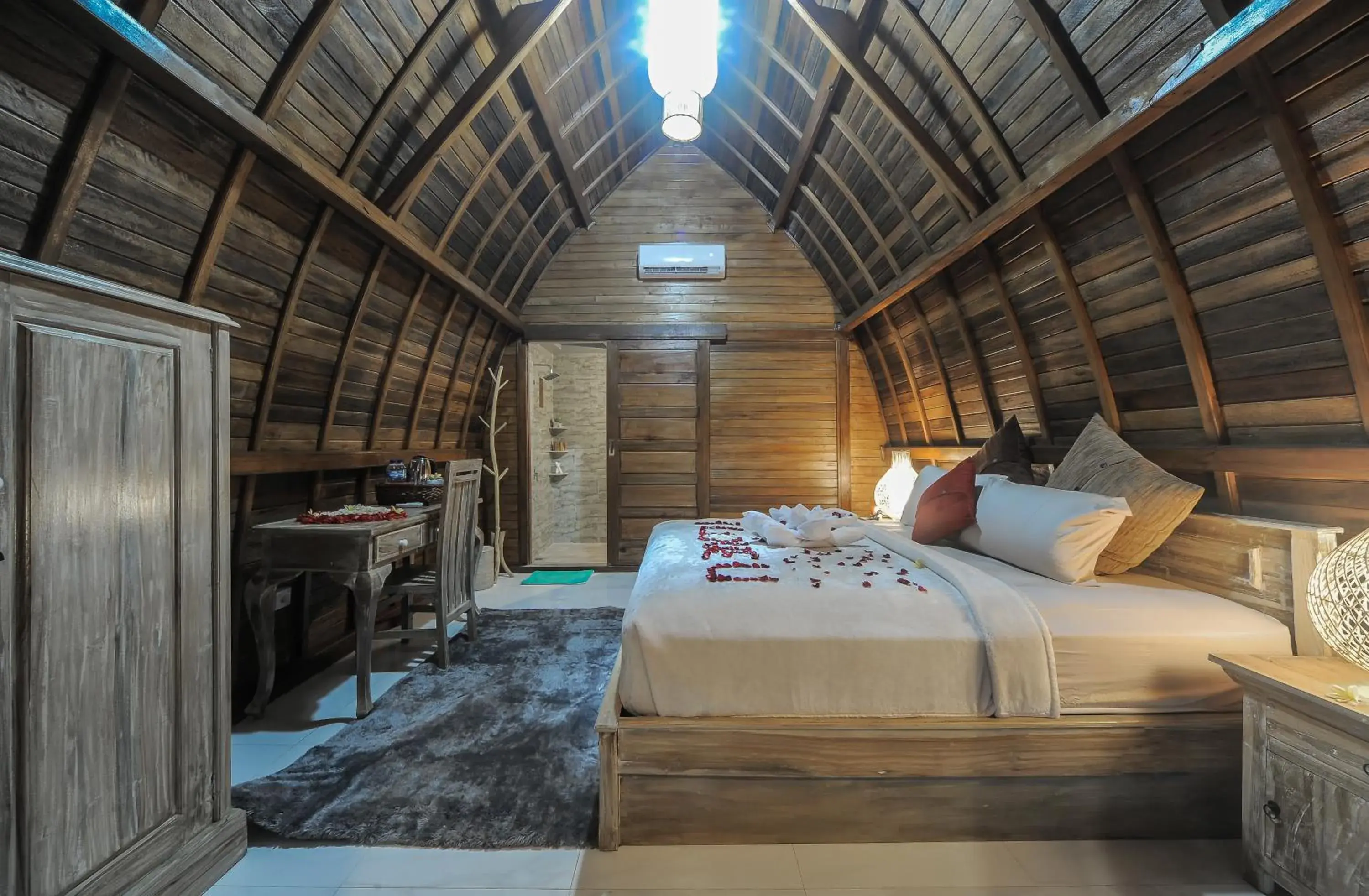 Deluxe King Room in The Lebak Canggu Deluxe King Room in The Lebak Canggu