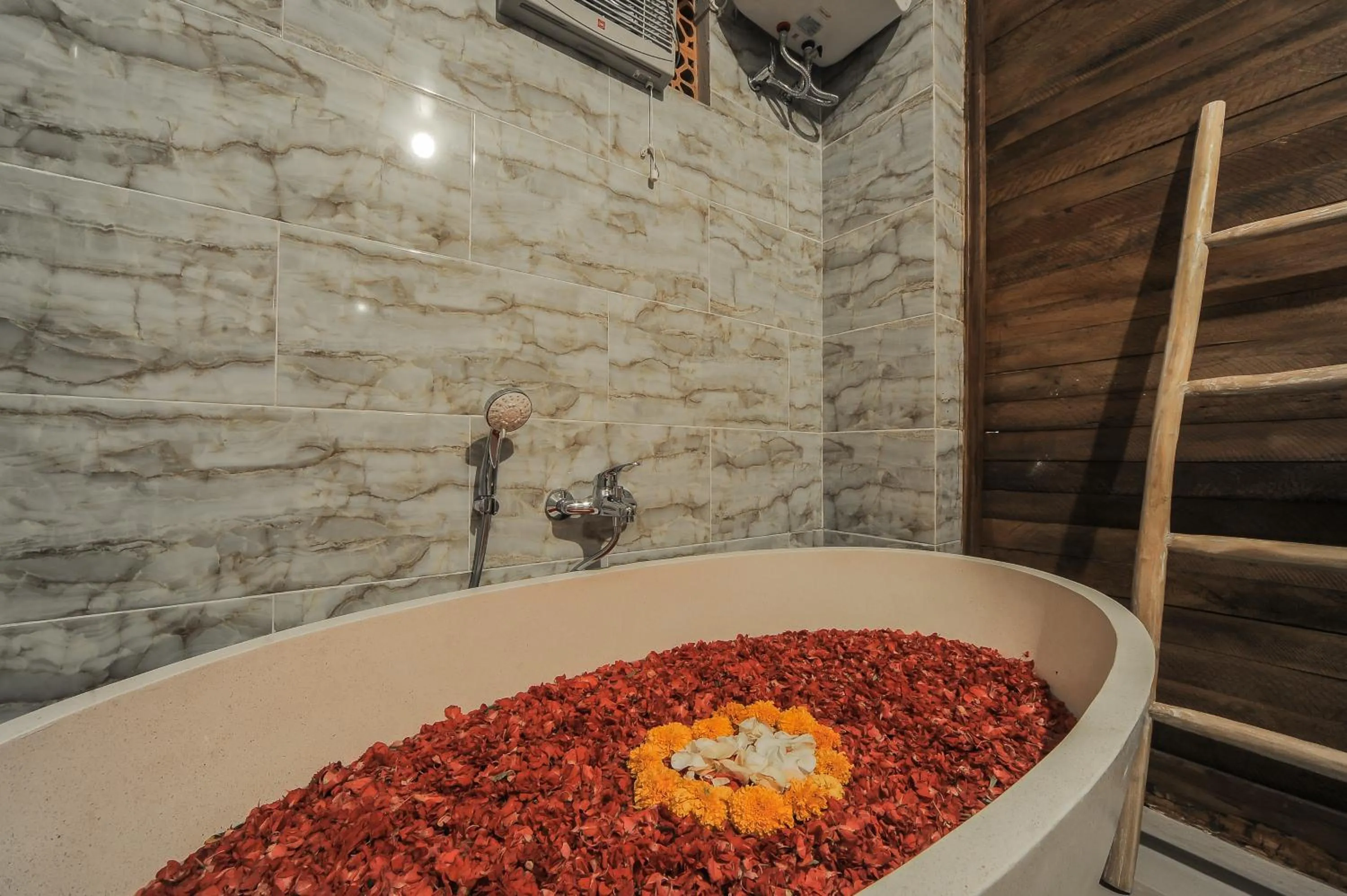 Shower in The Lebak Canggu