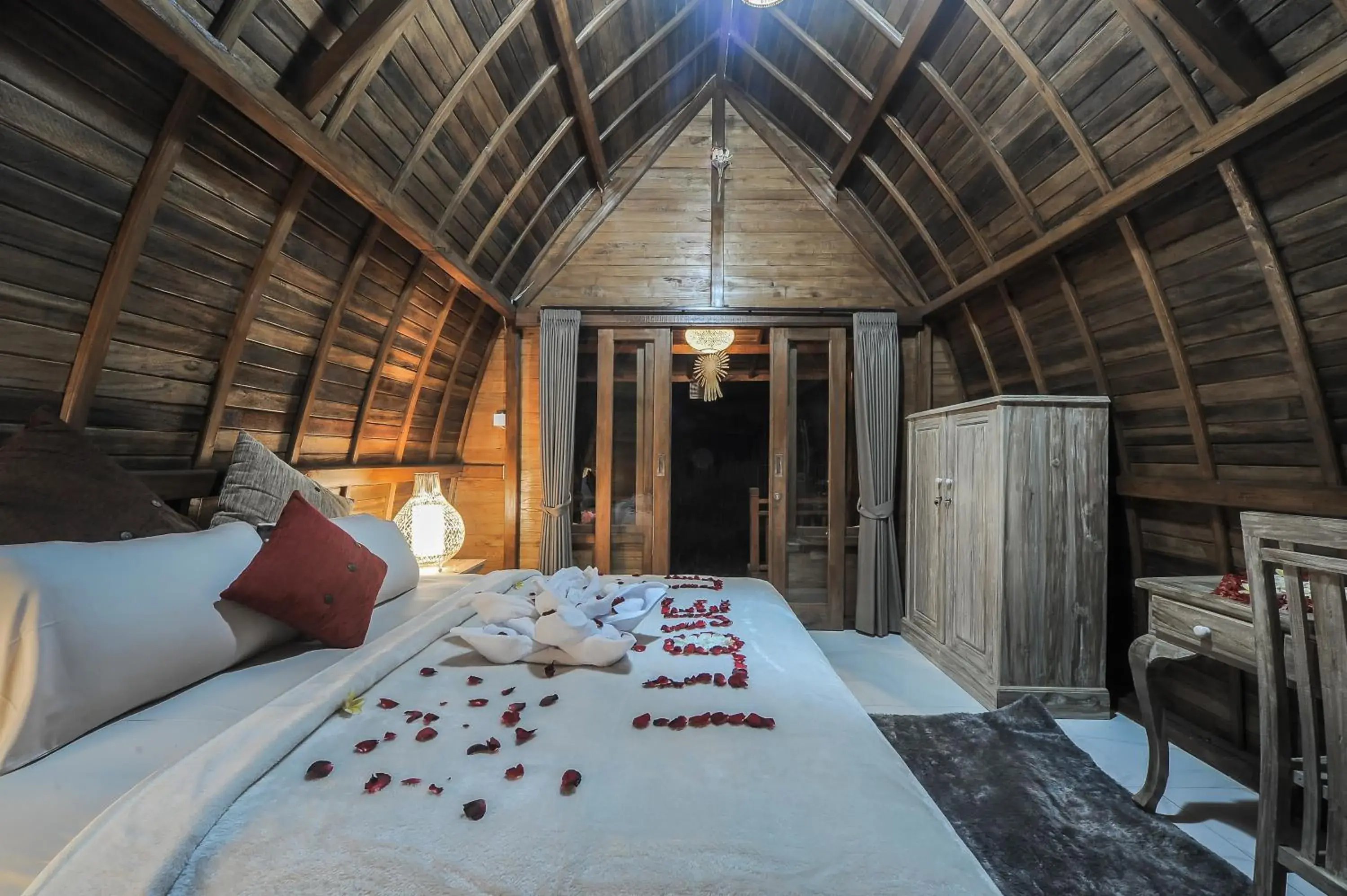 Deluxe King Room in The Lebak Canggu Deluxe King Room in The Lebak Canggu