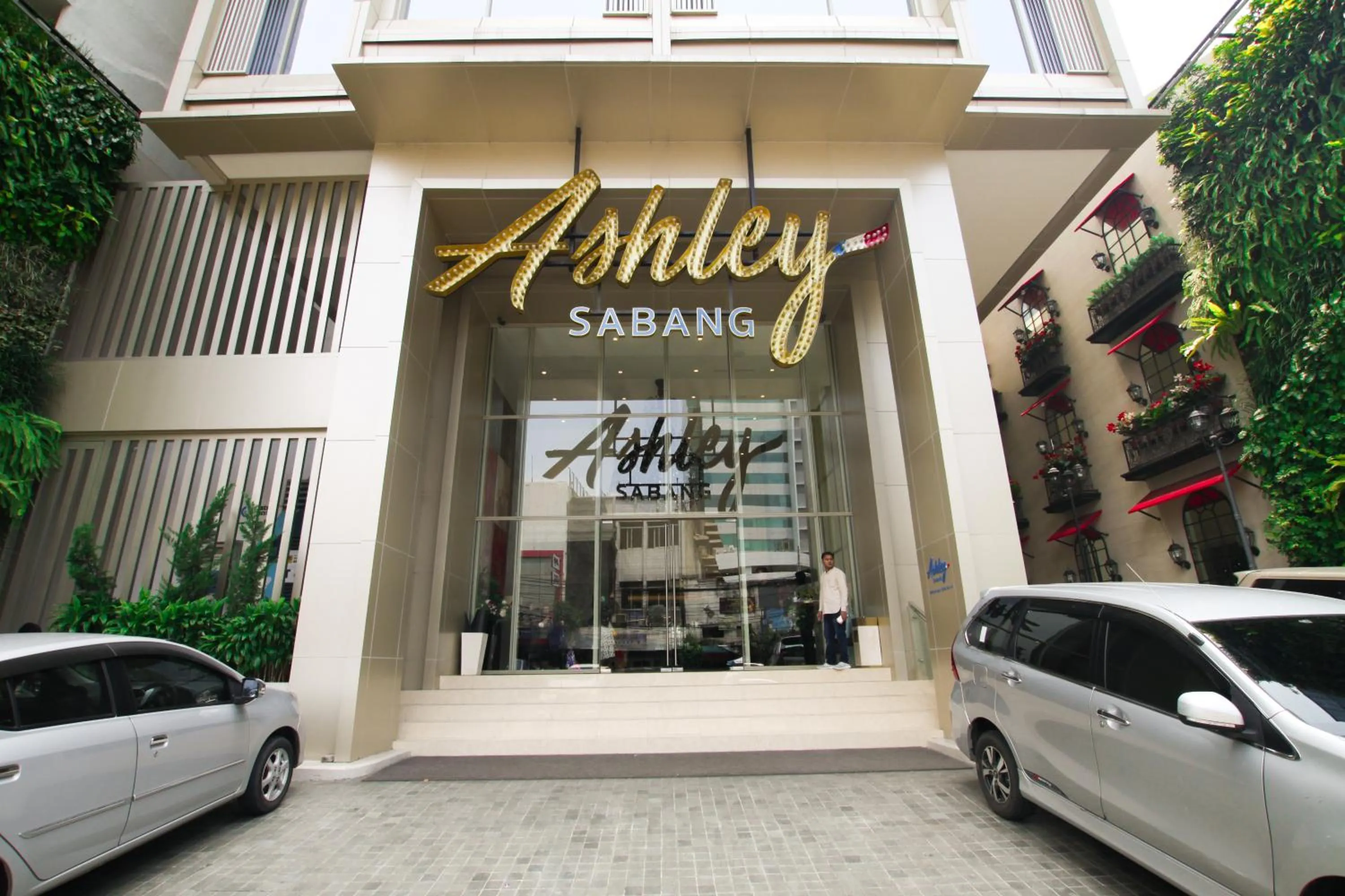 Property building in Ashley Sabang Jakarta