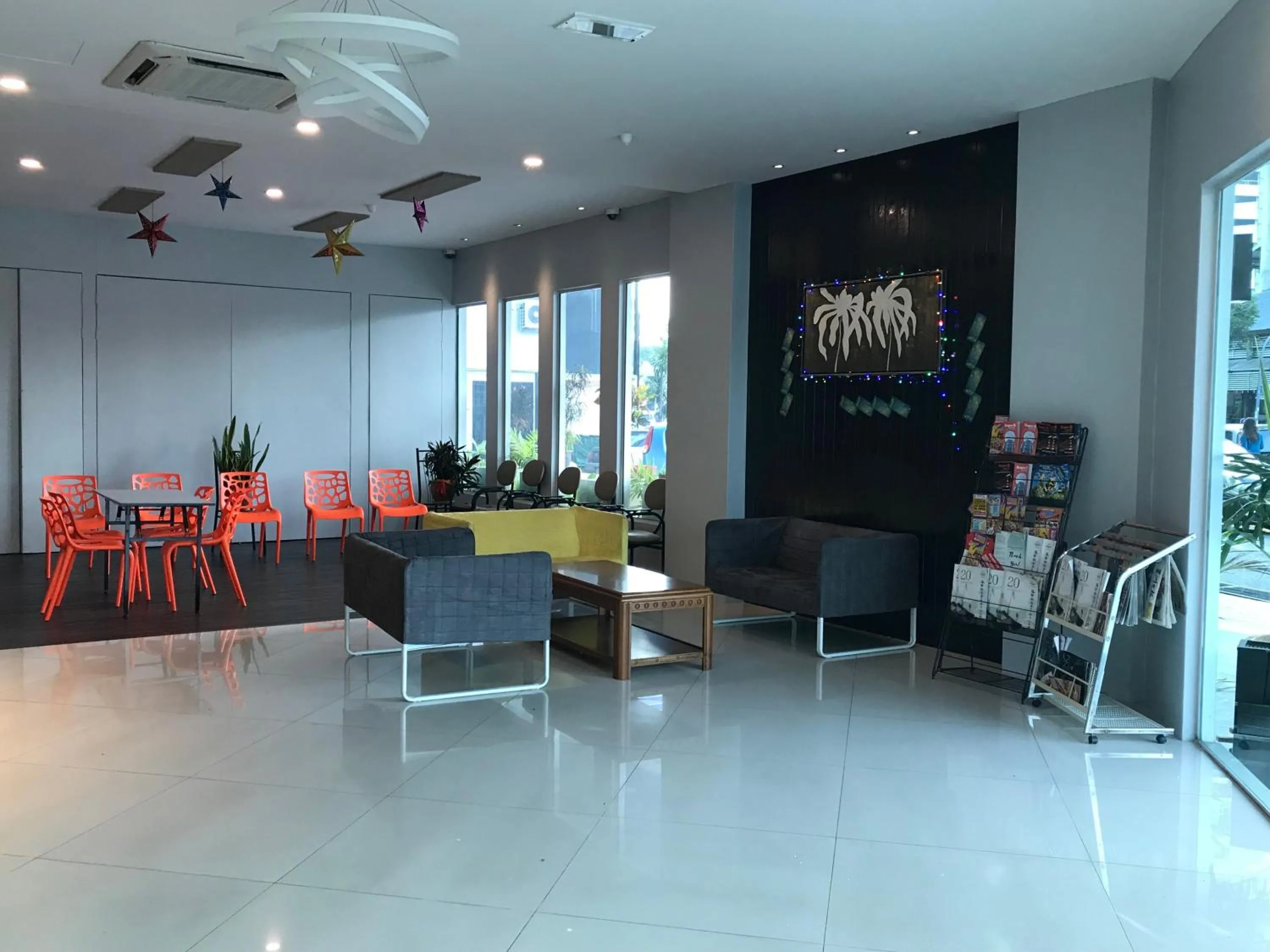 Seating area in Super 8 Hotel @ Bayan Baru