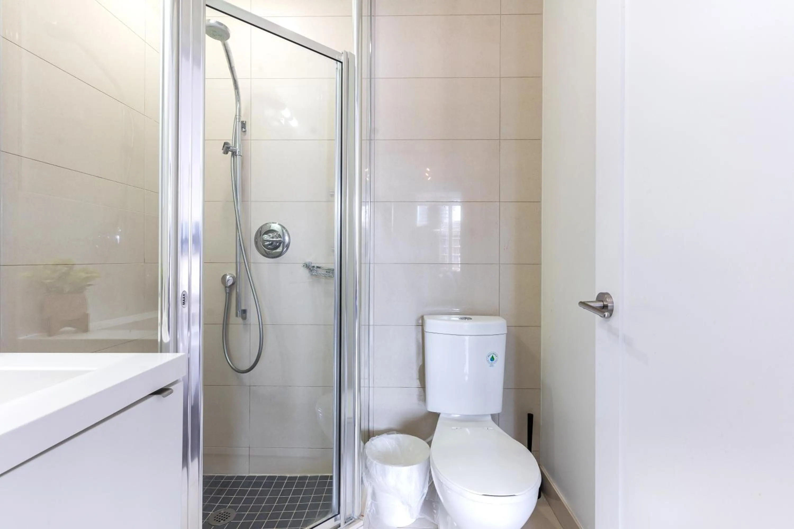 Shower in GLOBALSTAY Modern Downtown Apartment