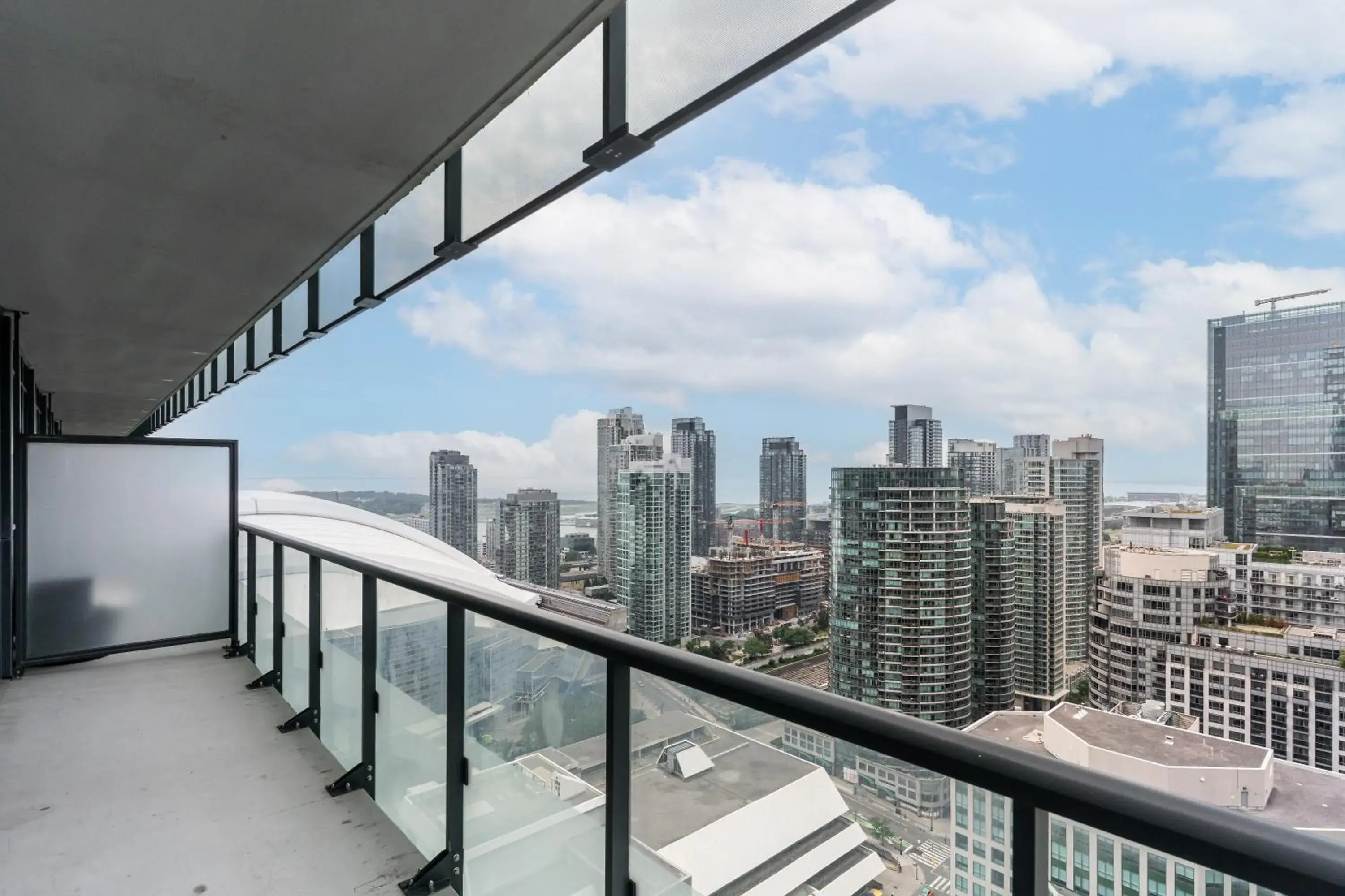 Three-Bedroom Apartment - single occupancy in GLOBALSTAY Modern Downtown Apartment Three-Bedroom Apartment - single occupancy in GLOBALSTAY Modern Downtown Apartment