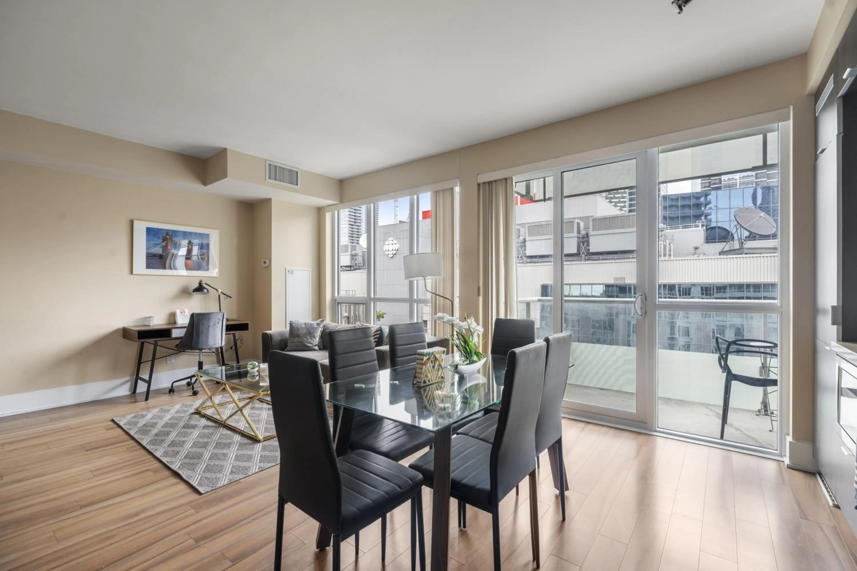 Living room in GLOBALSTAY Modern Downtown Apartment
